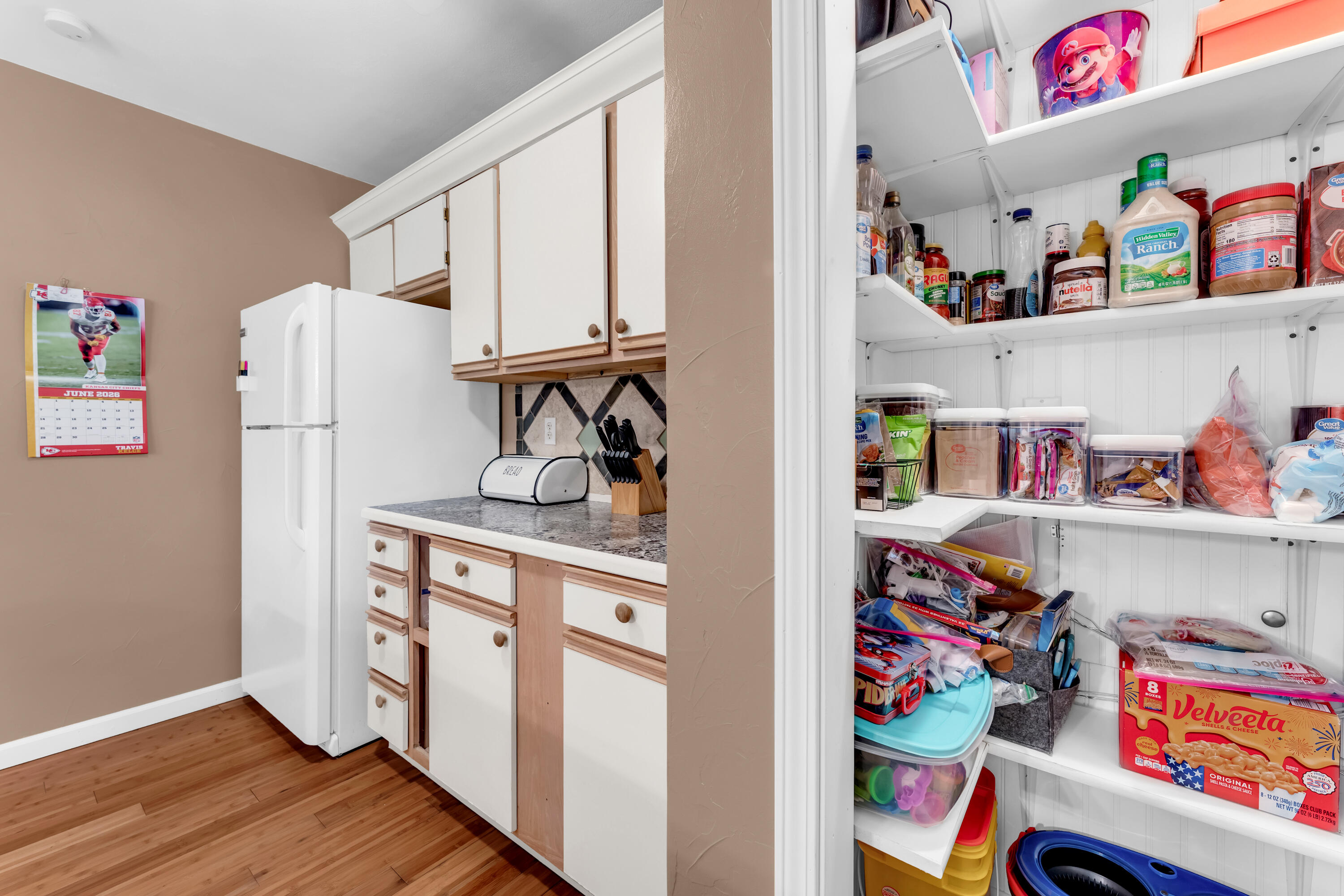 main property photo 15