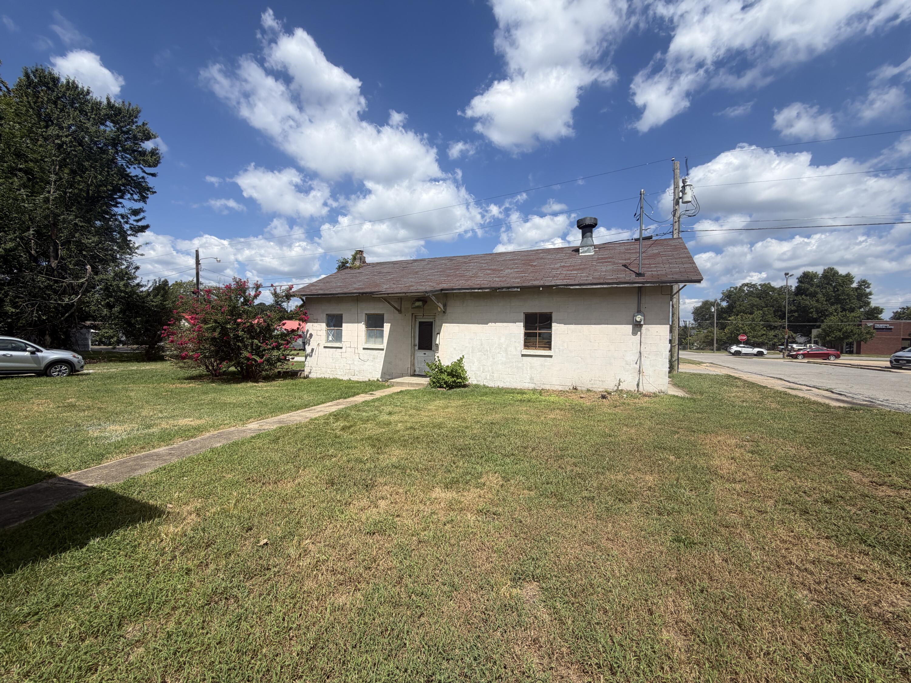 main property photo 47