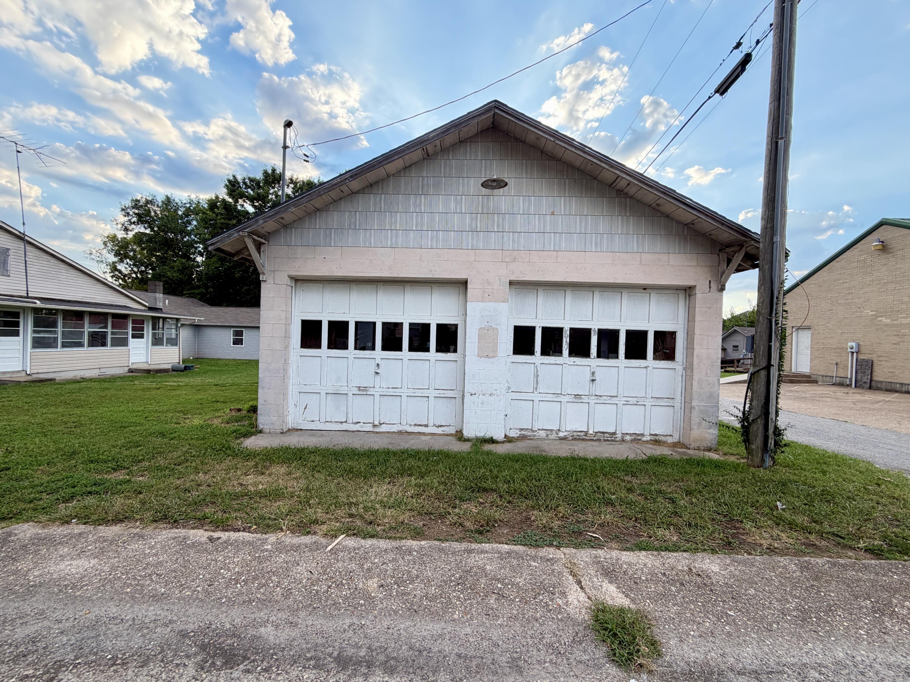 main property photo 54