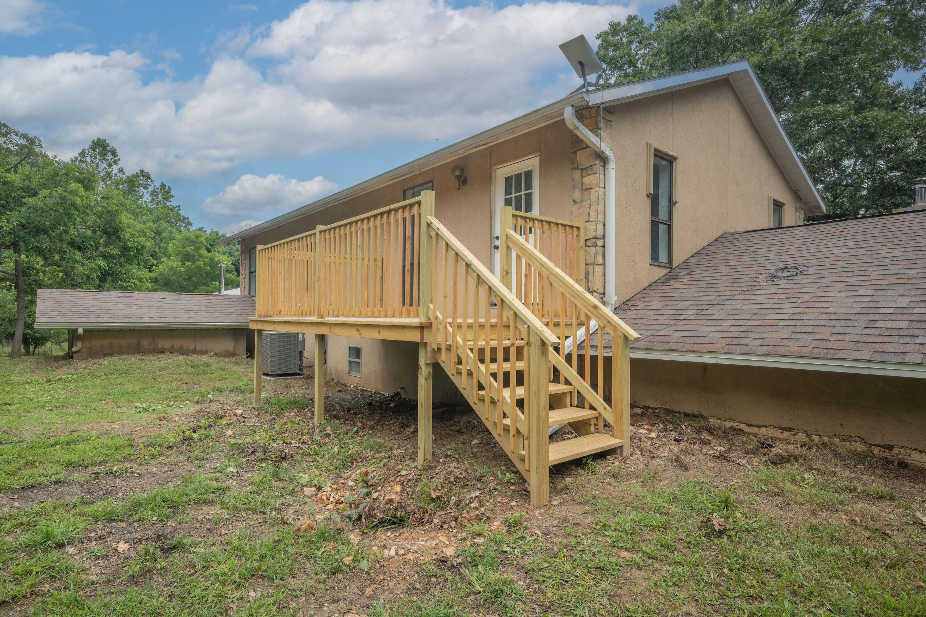 main property photo 39