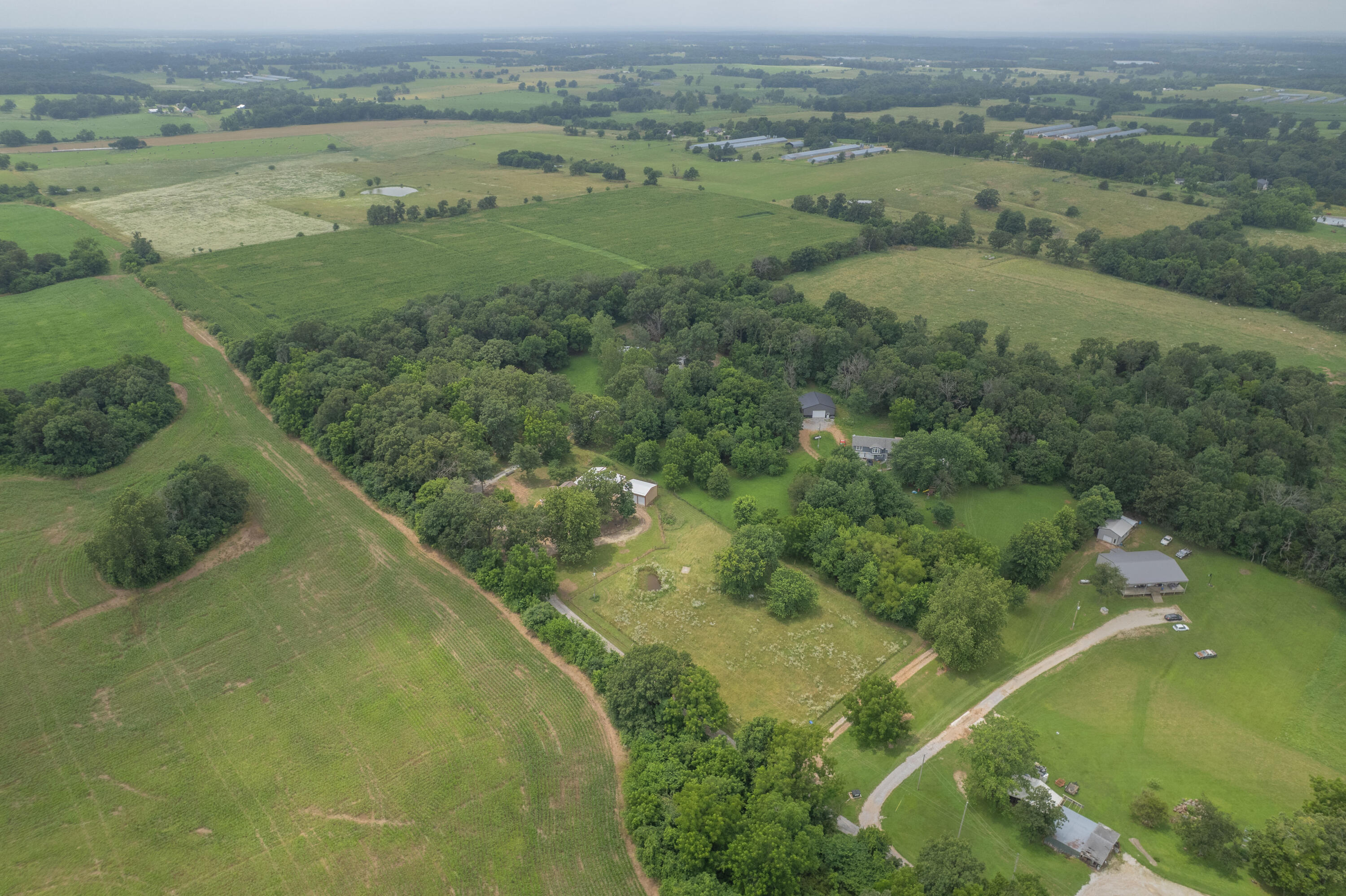 main property photo 44