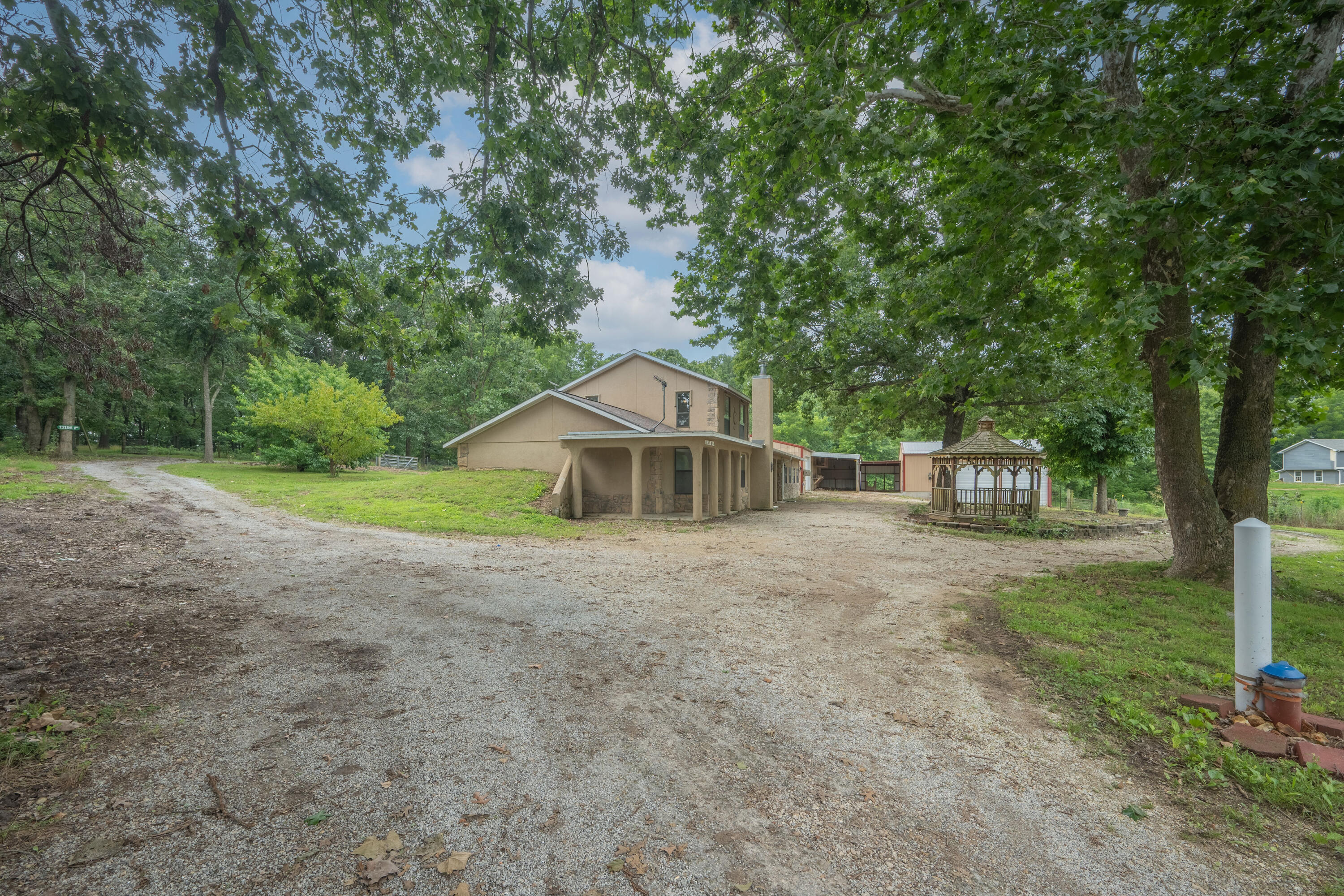 main property photo 54