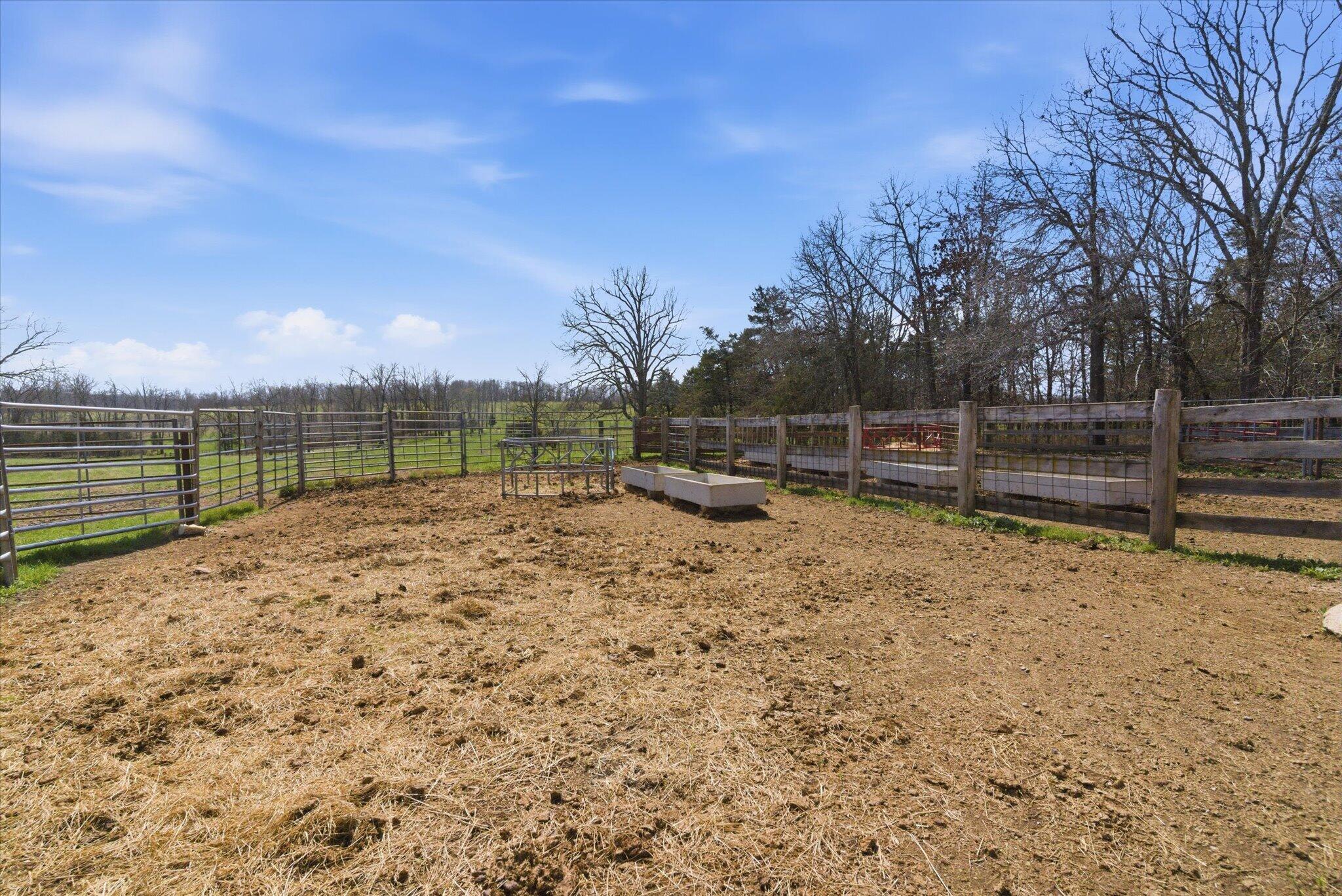main property photo 51