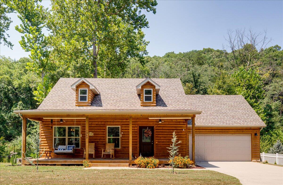 main property photo 2