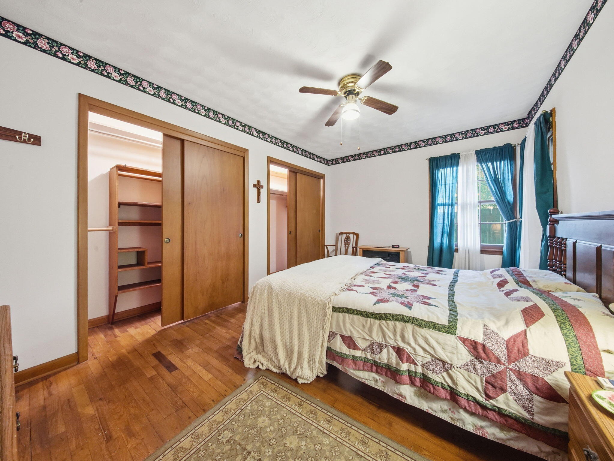 main property photo 13