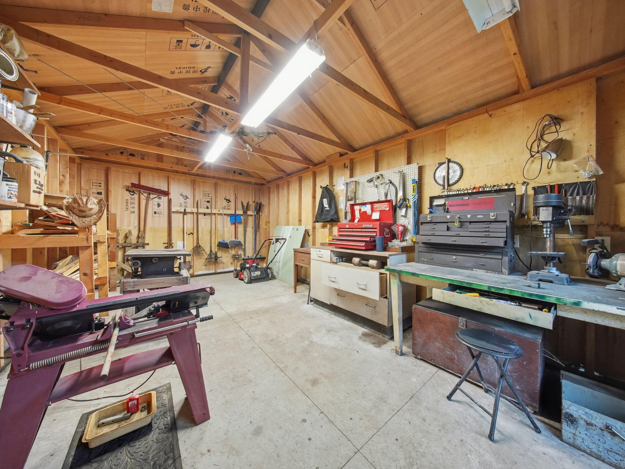 main property photo 36