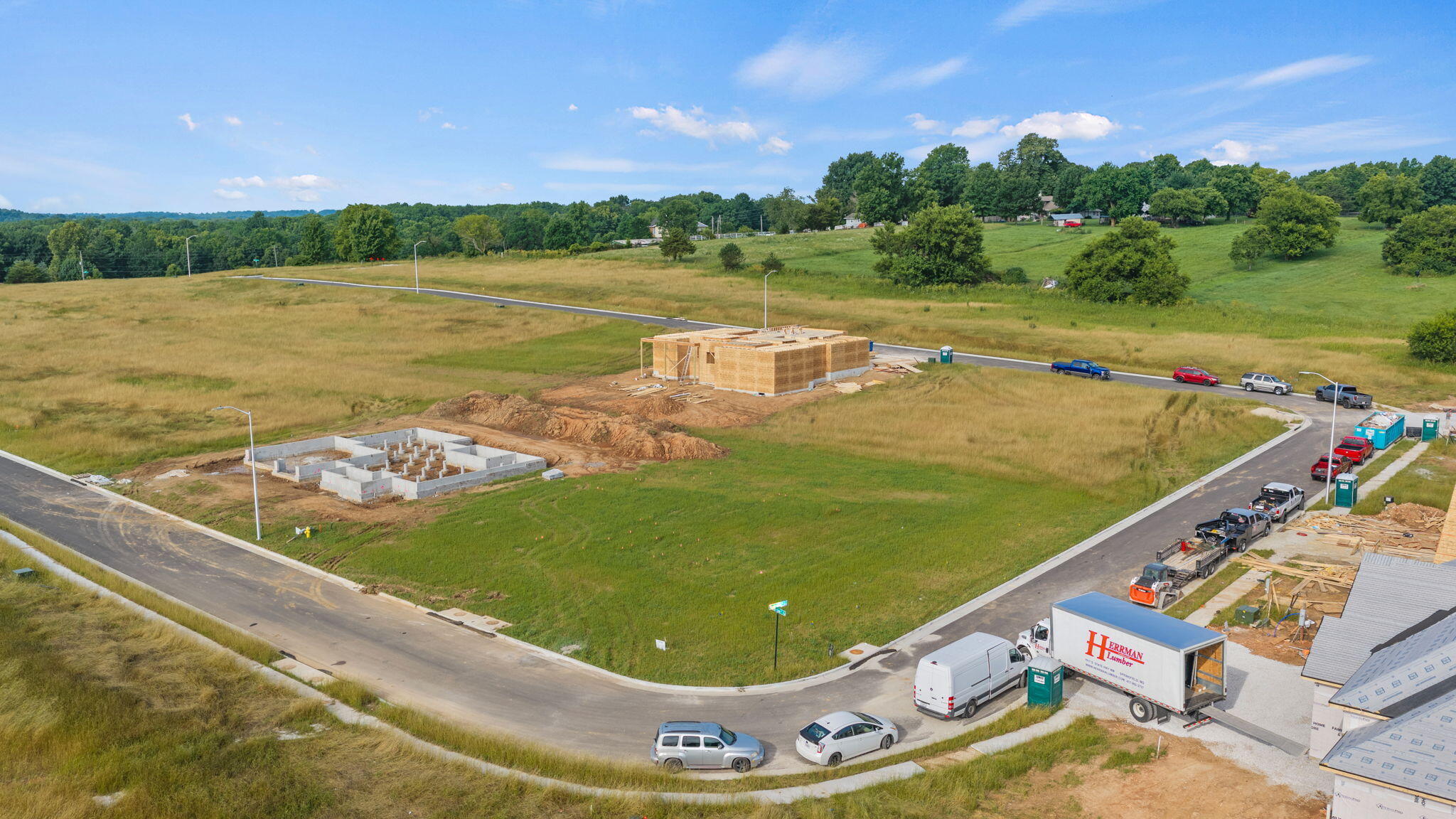 main property photo 12