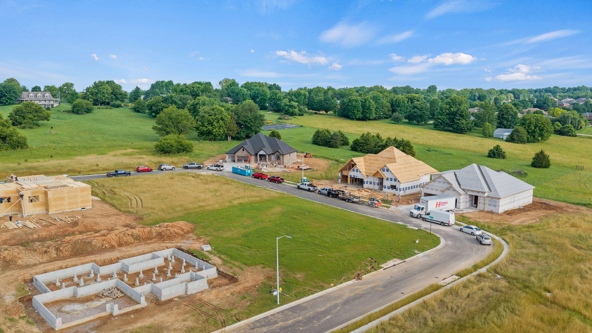 main property photo 9