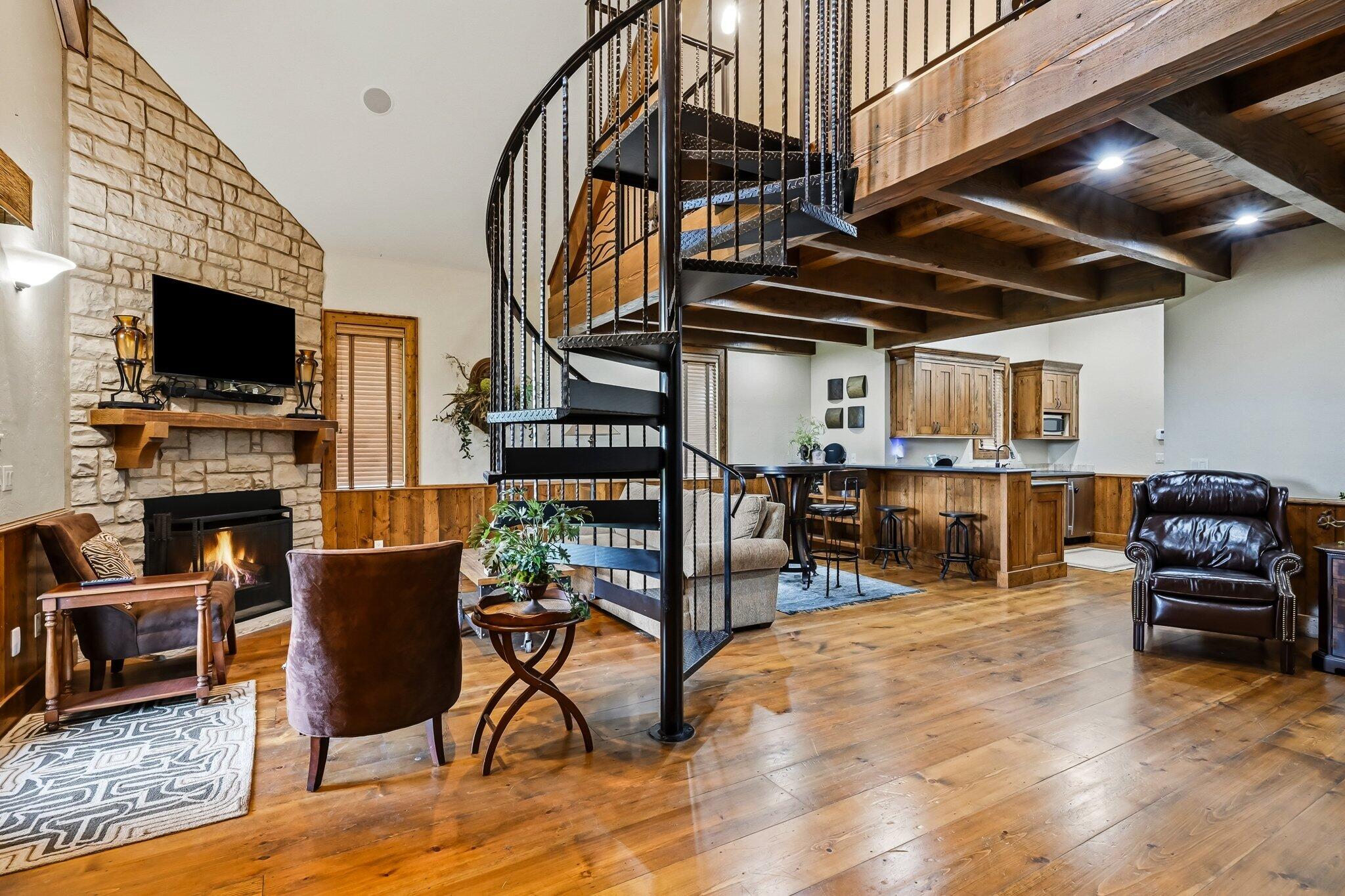 main property photo 73