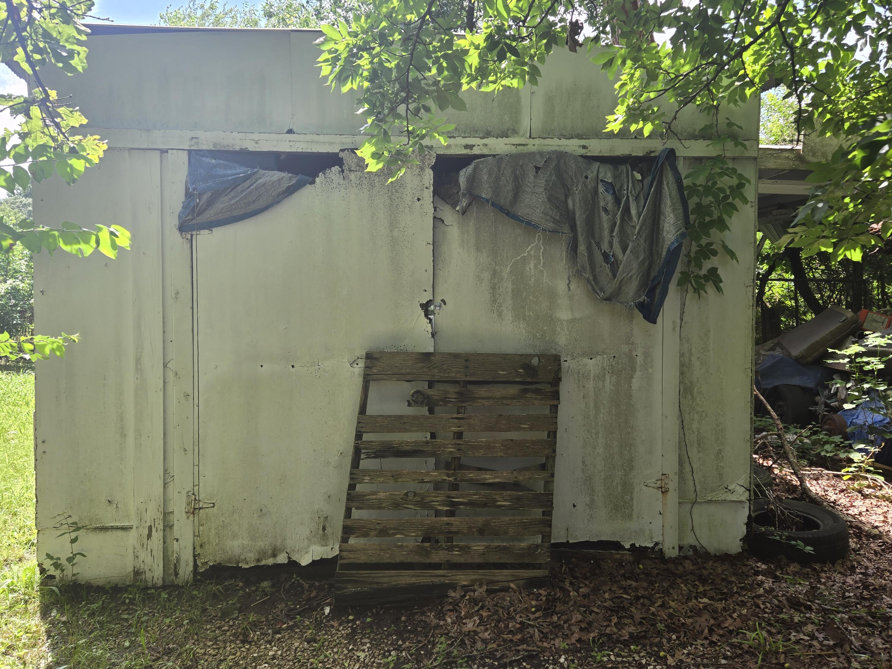 main property photo 10