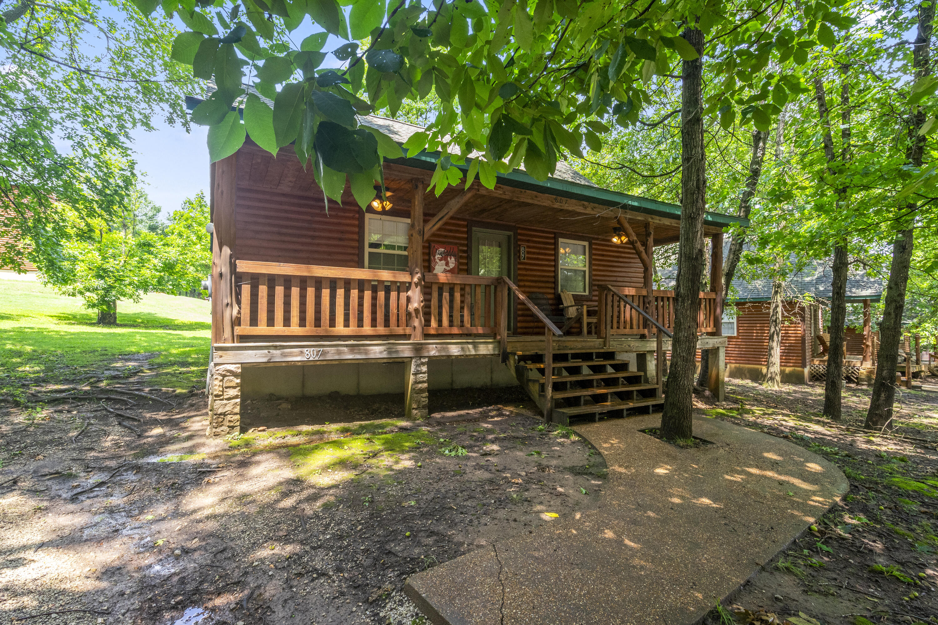 main property photo 6