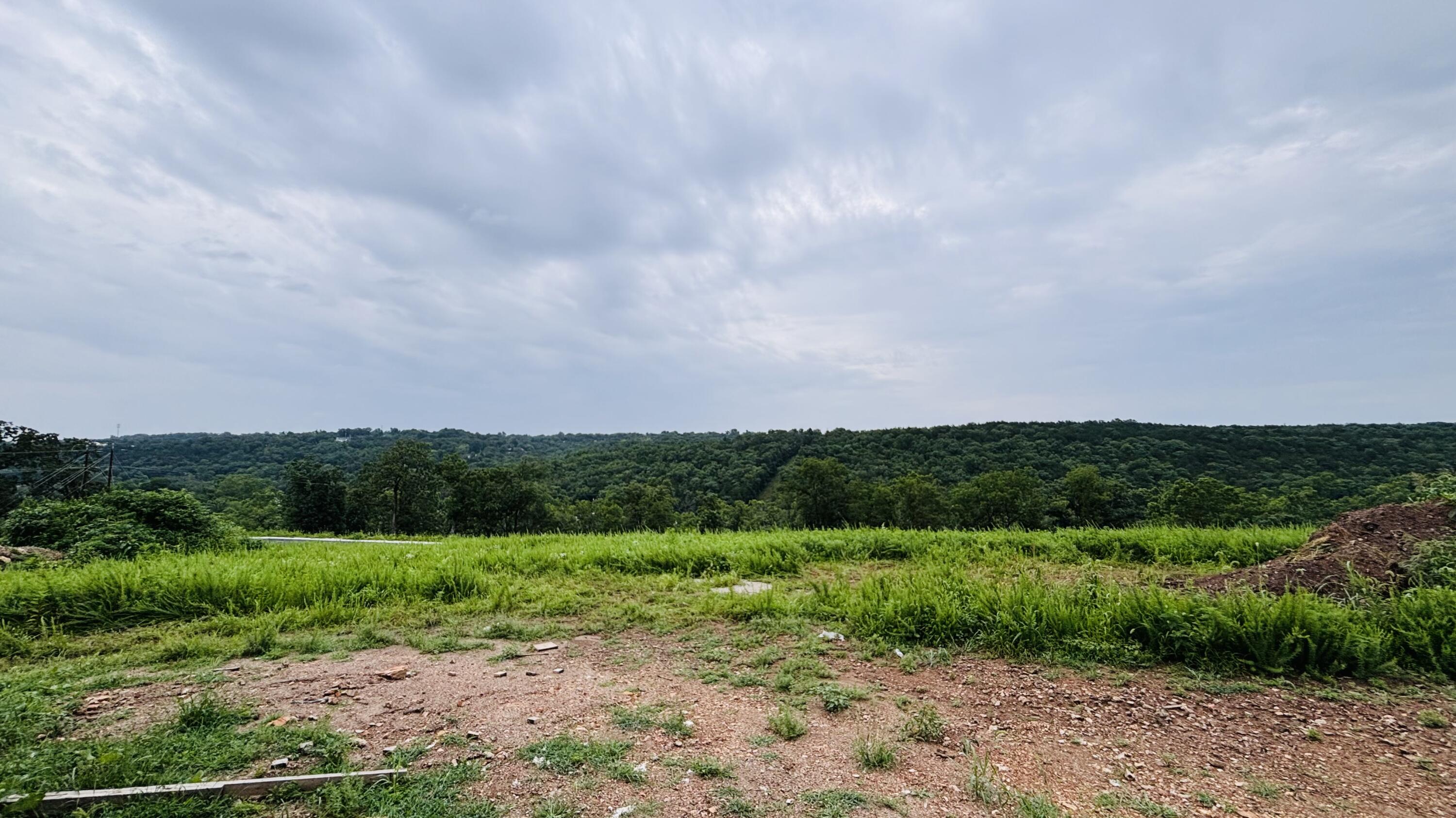 main property photo 28