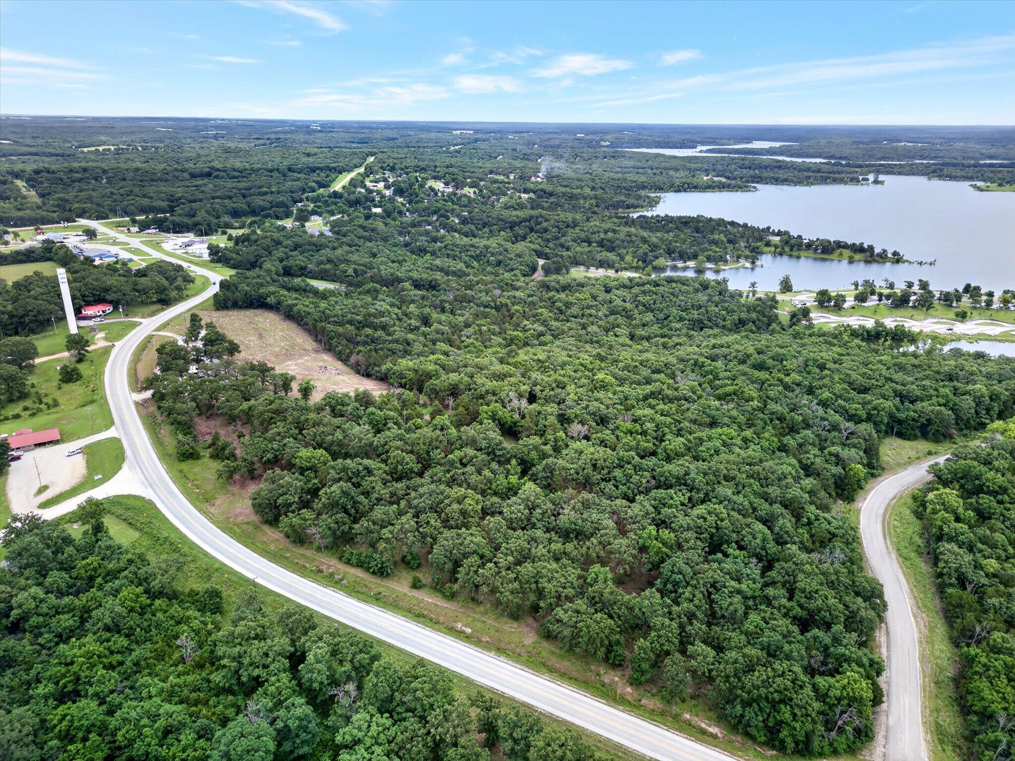 main property photo 16