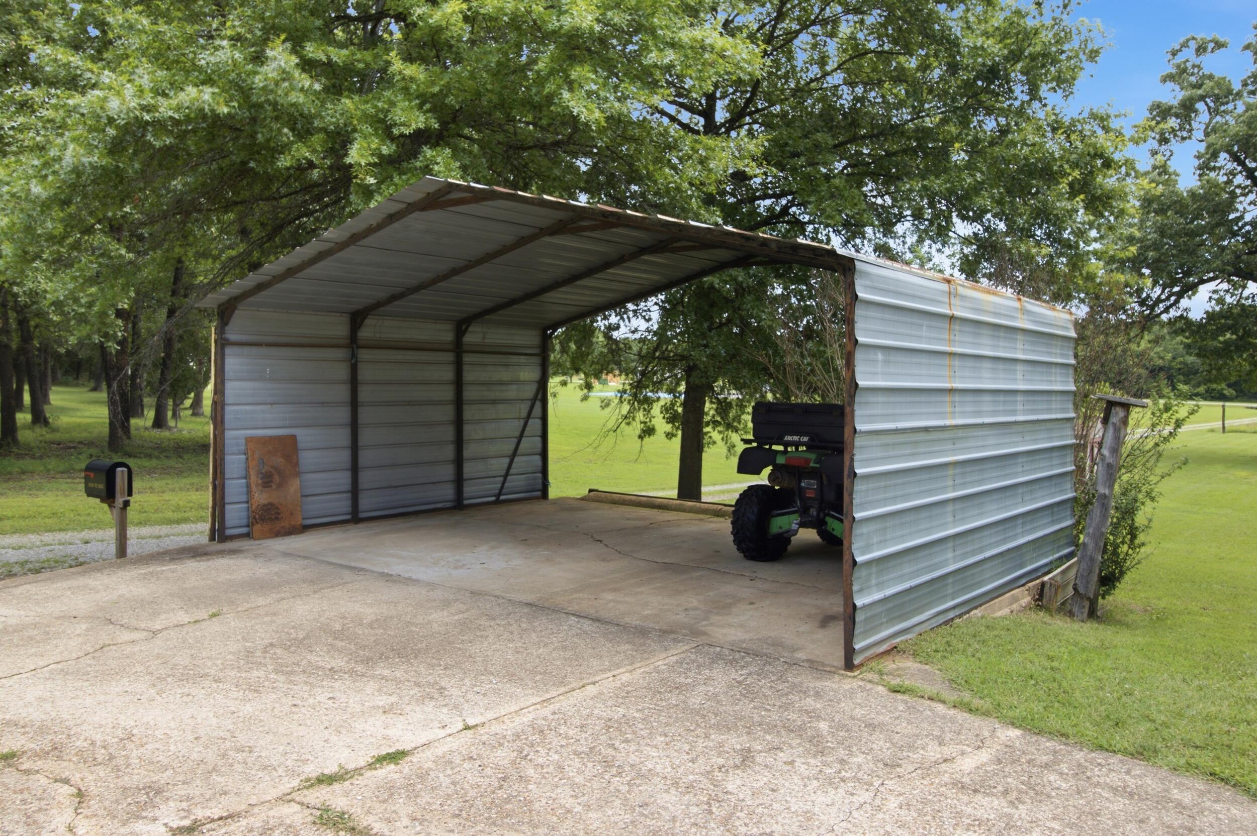 main property photo 37