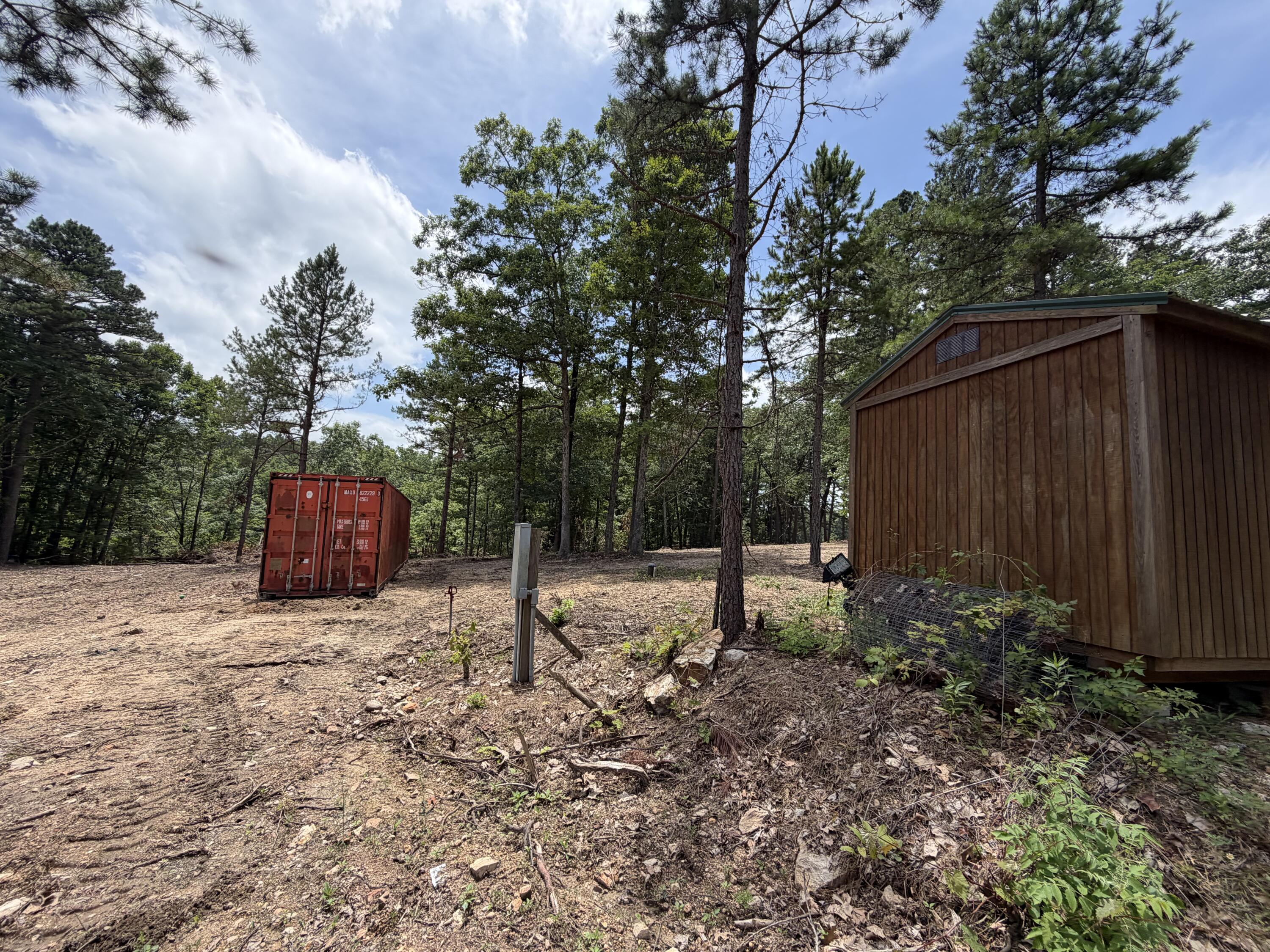 main property photo 25
