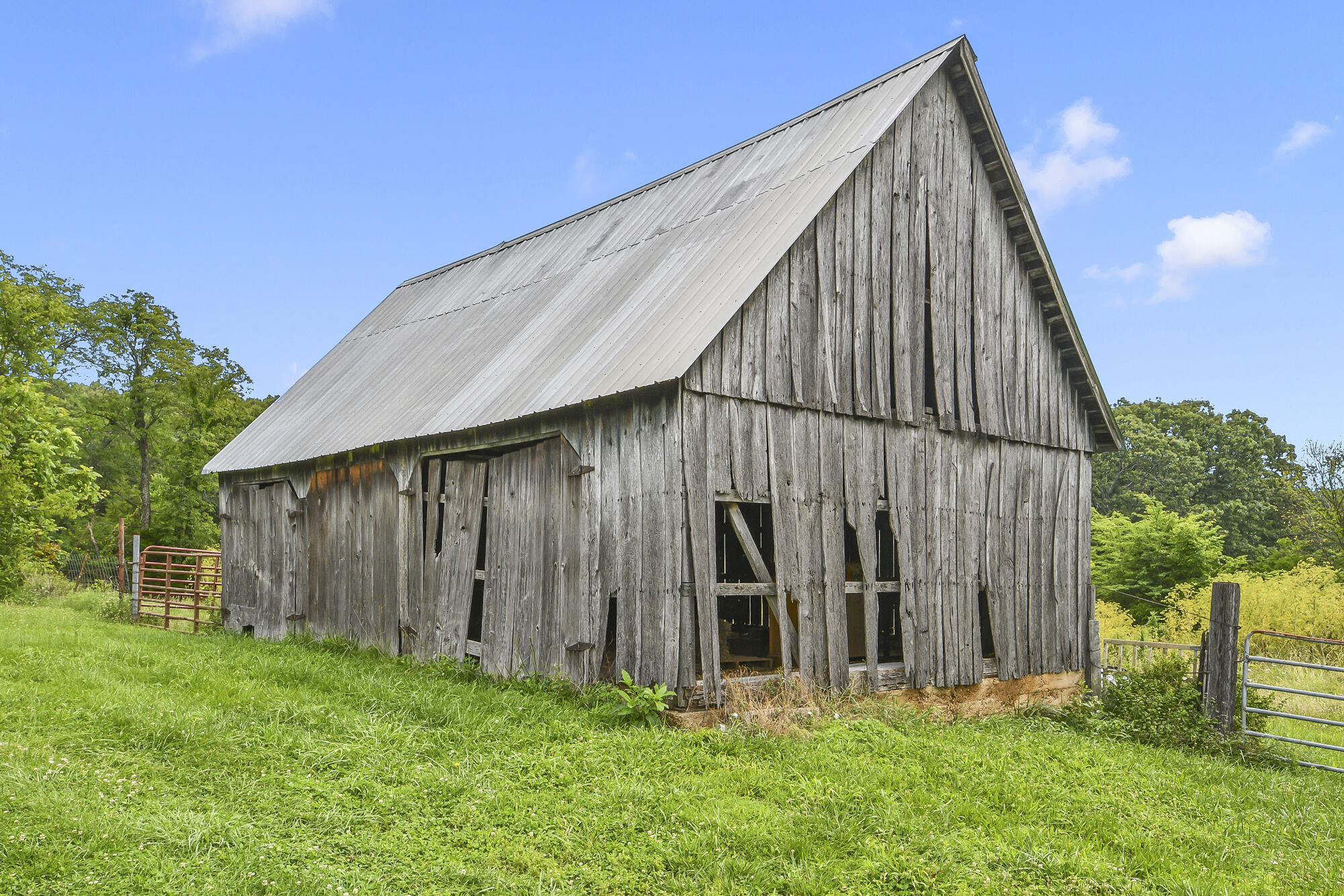 main property photo 52
