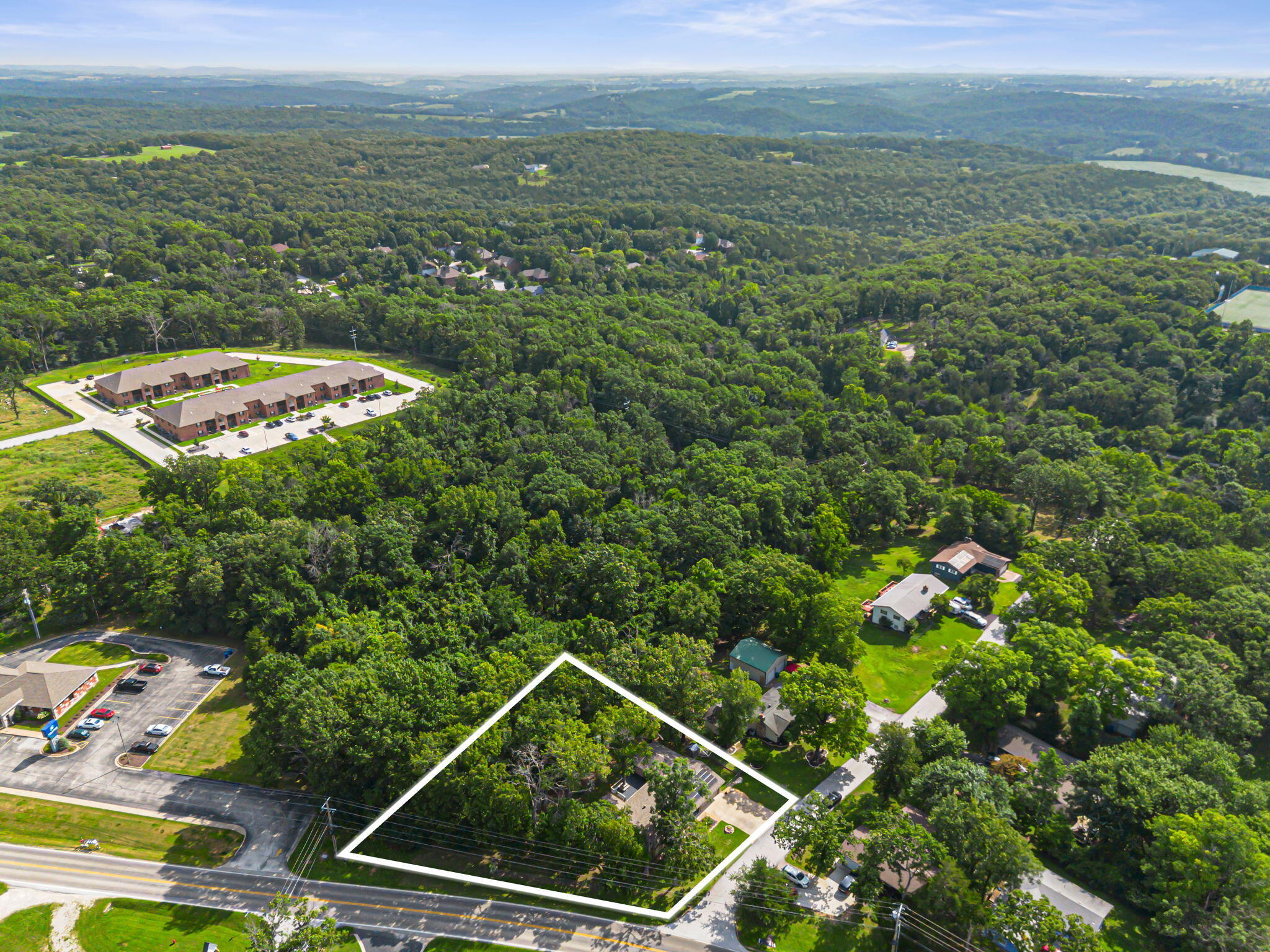 main property photo 2