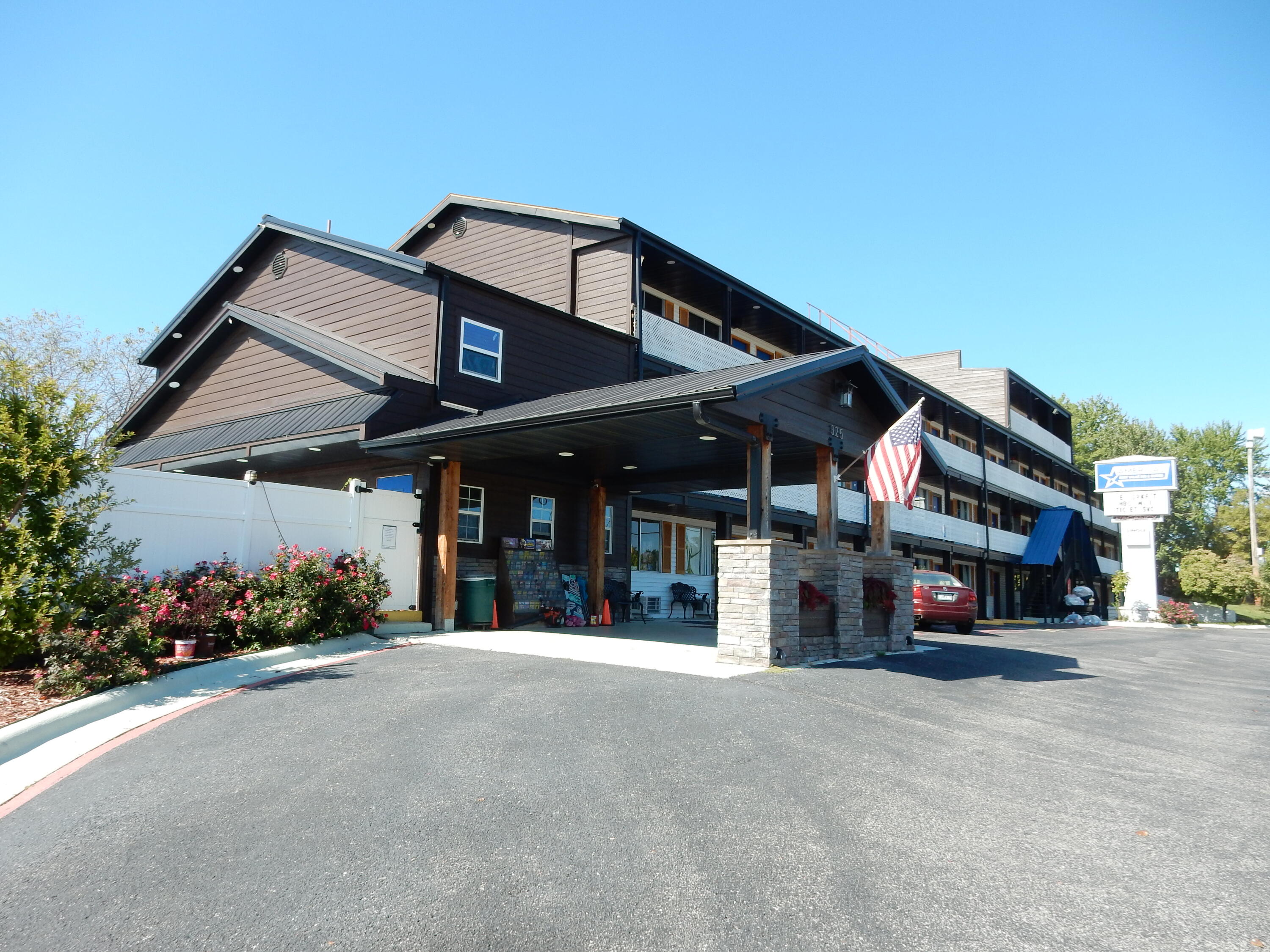 main property photo 1