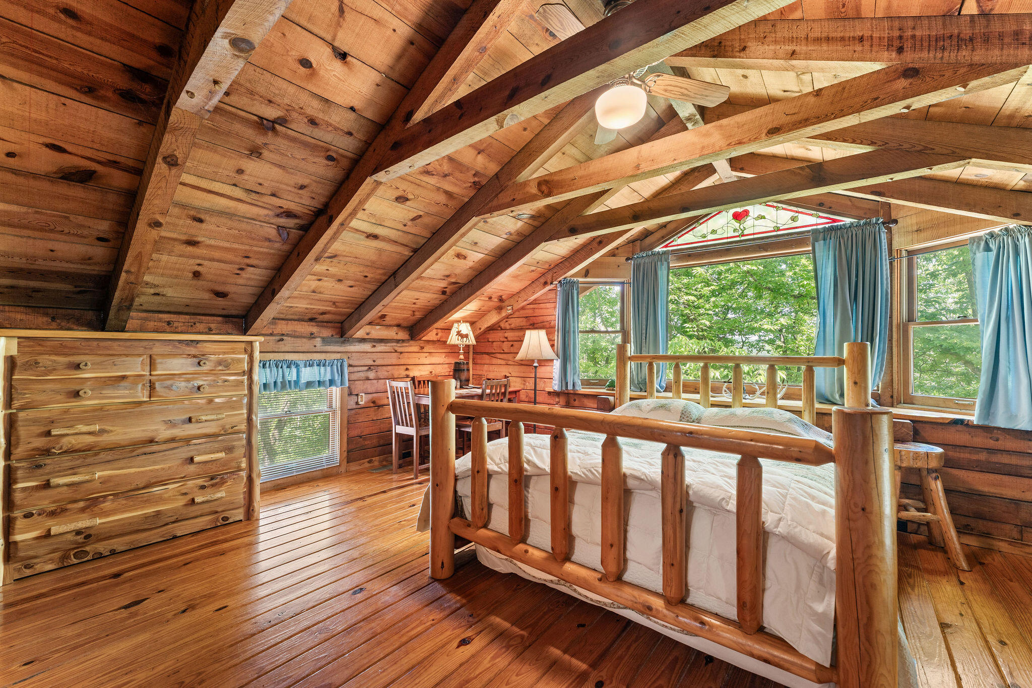main property photo 19
