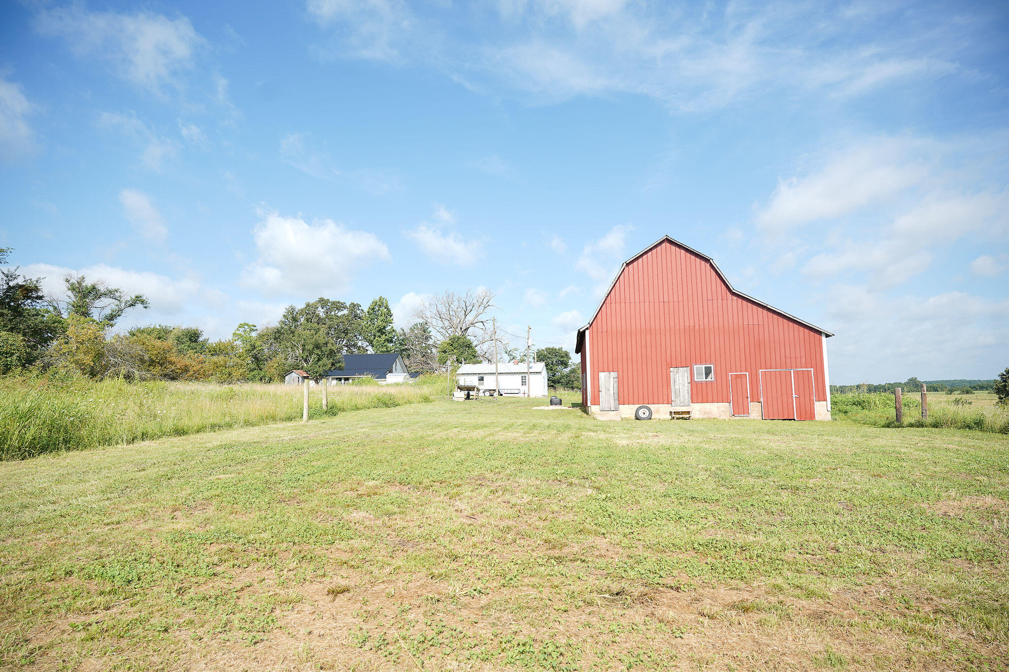 main property photo 23