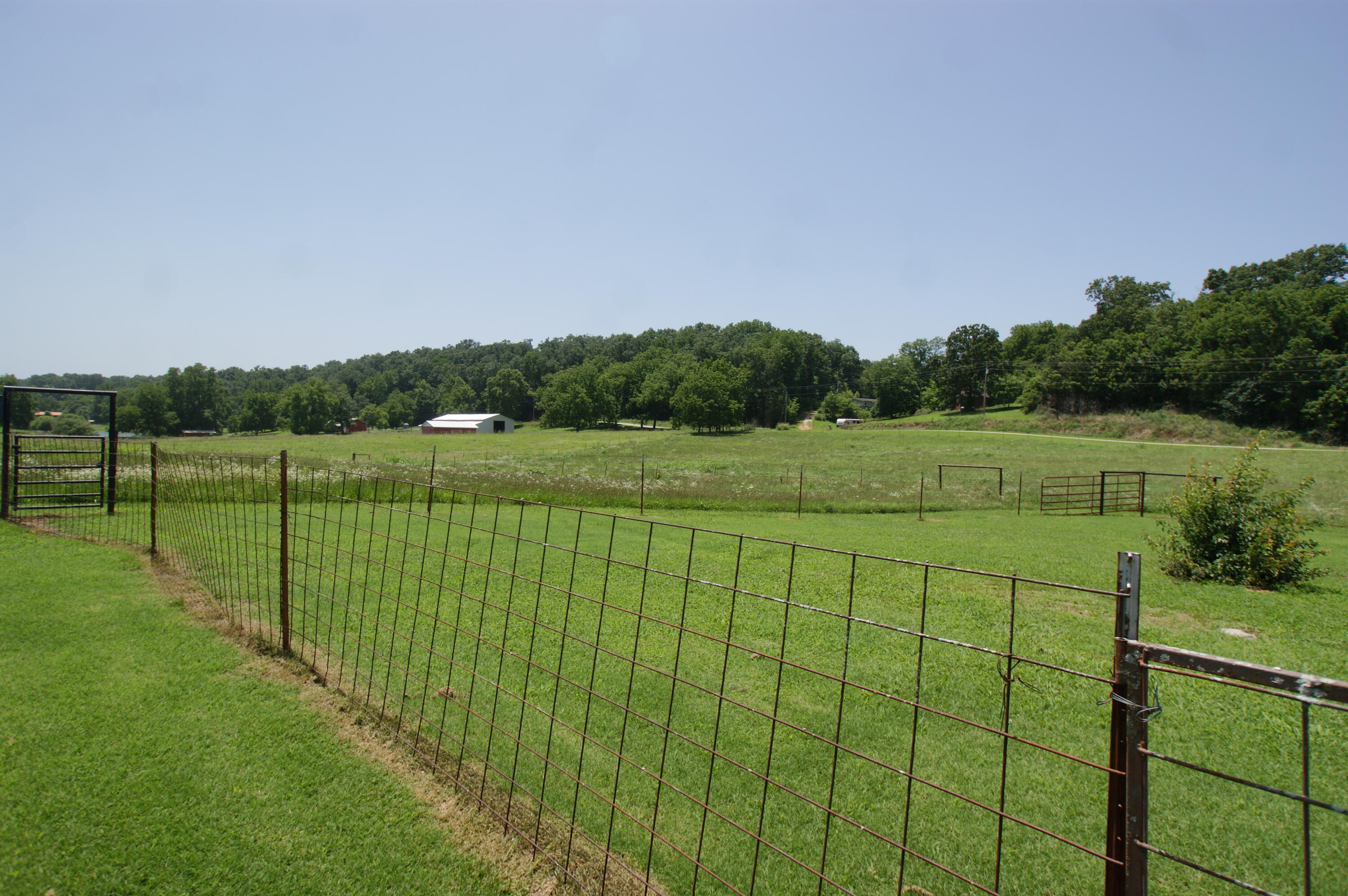 main property photo 33
