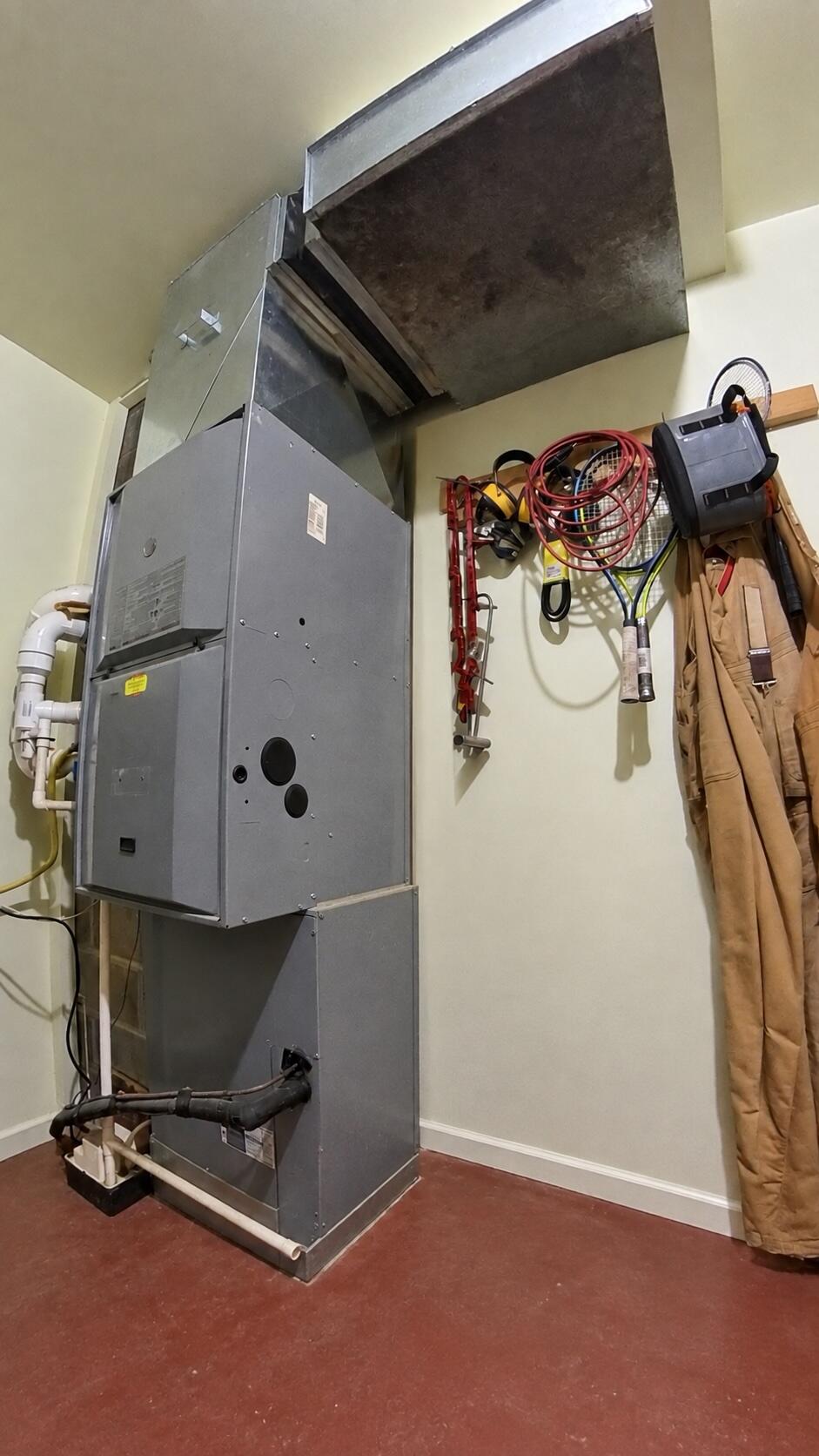 main property photo 40