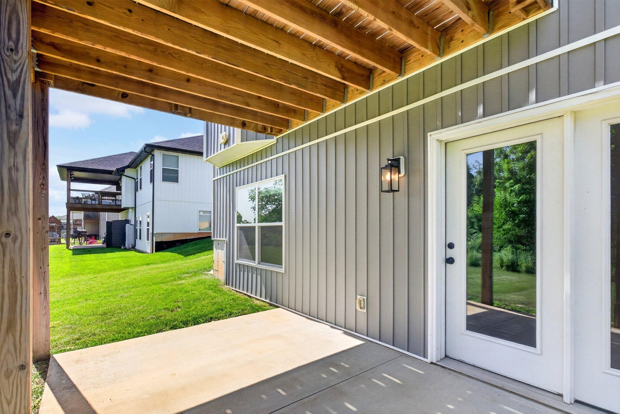 main property photo 29