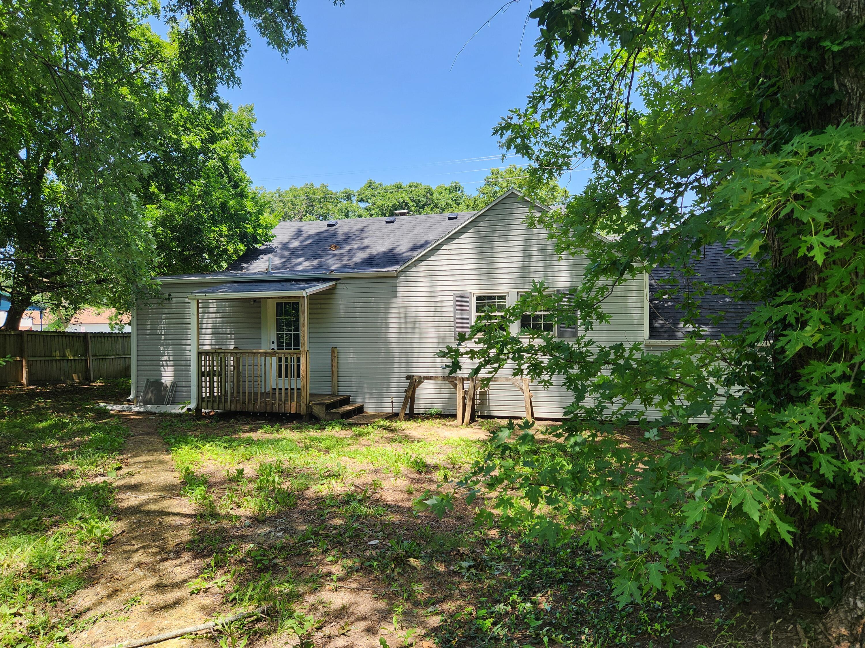 property viewer photo 18