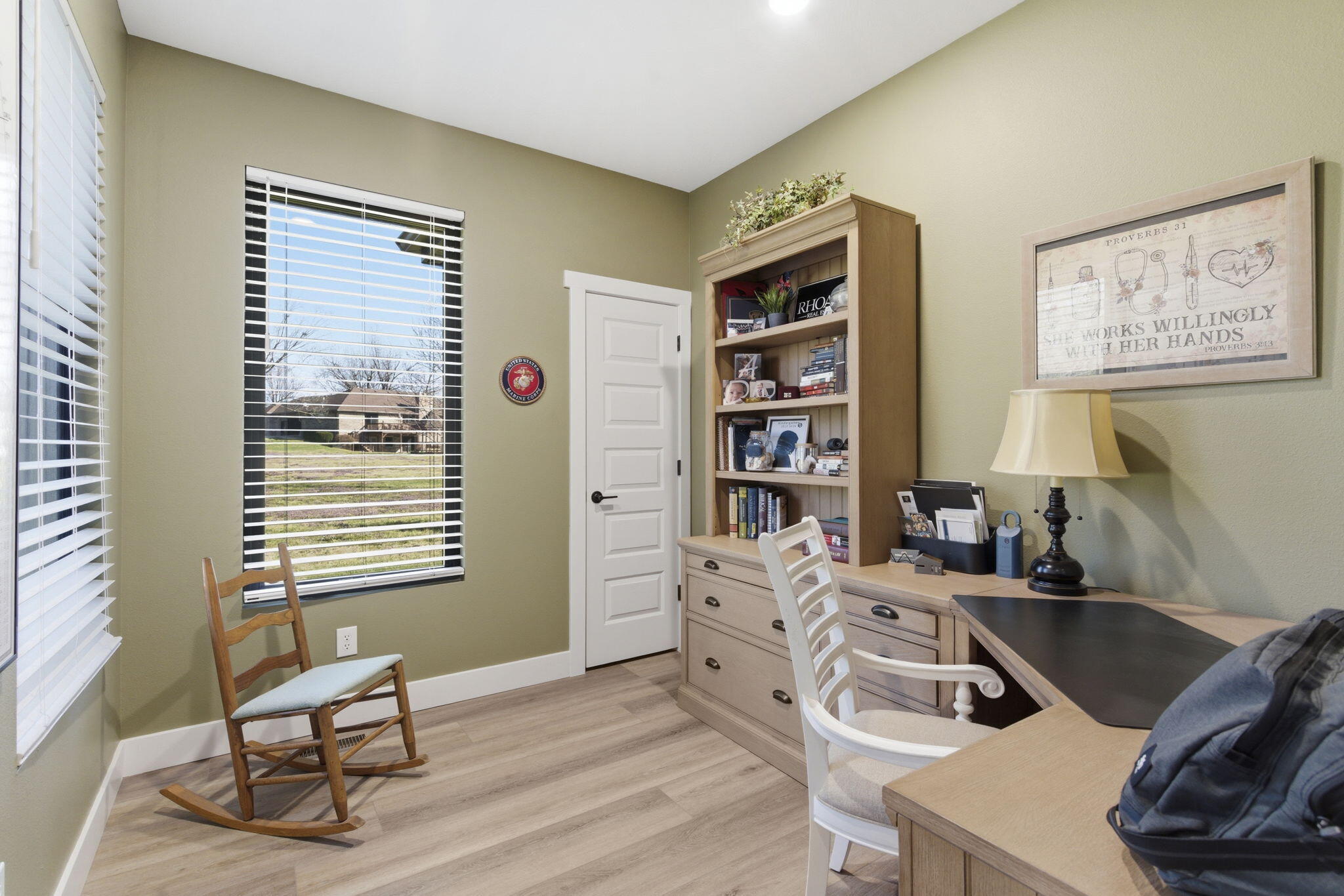 main property photo 13