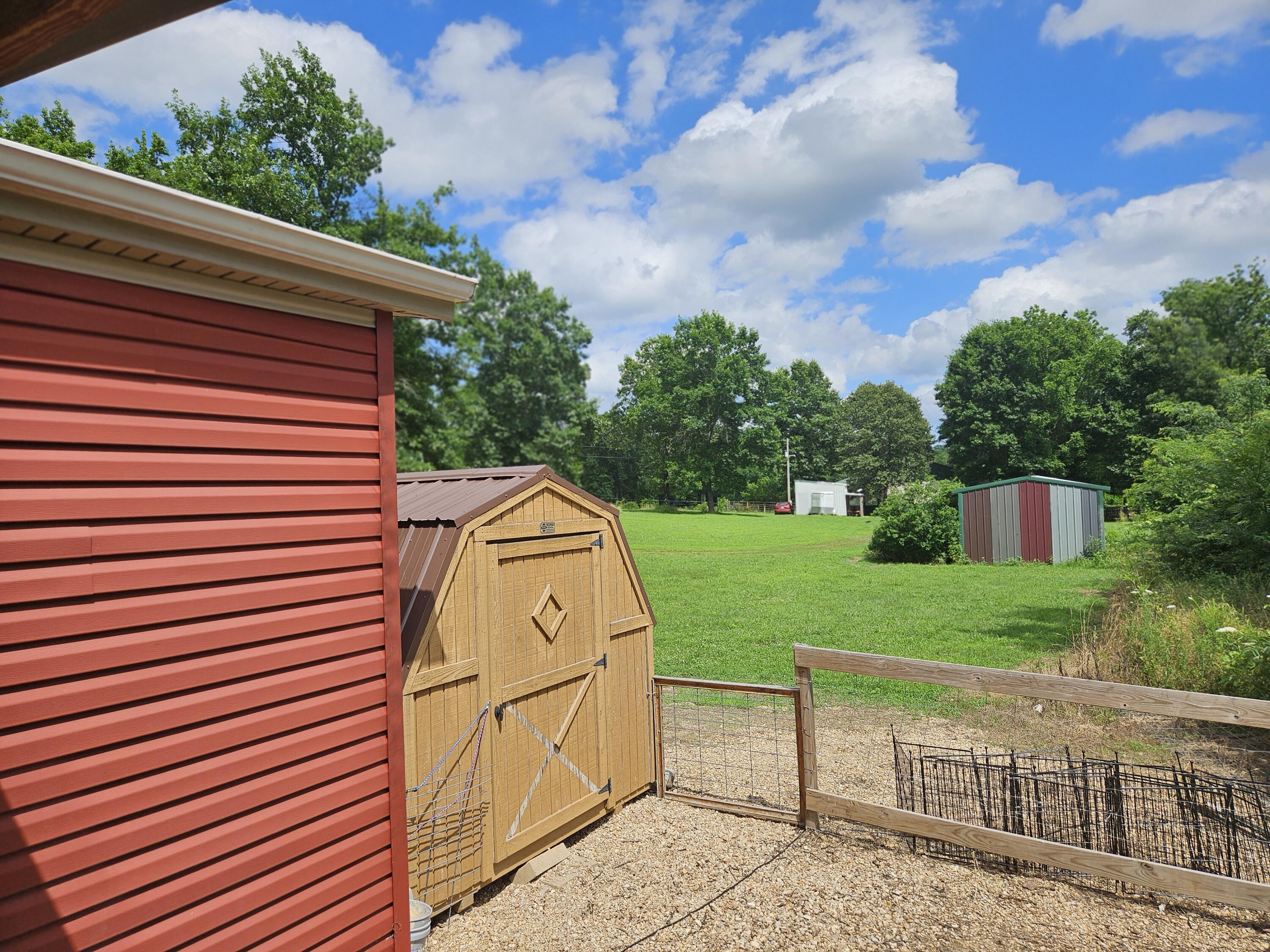 main property photo 15