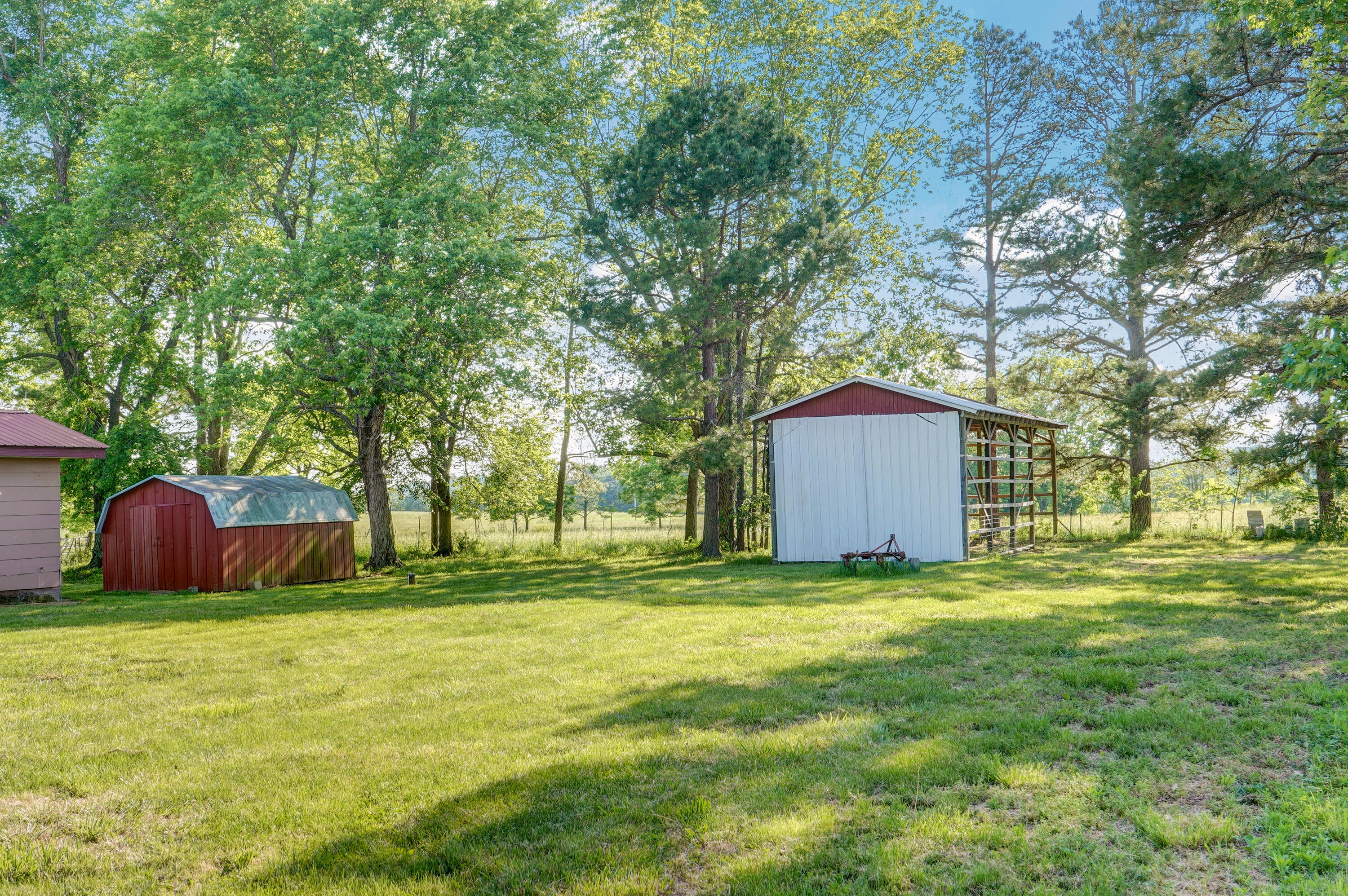 main property photo 14