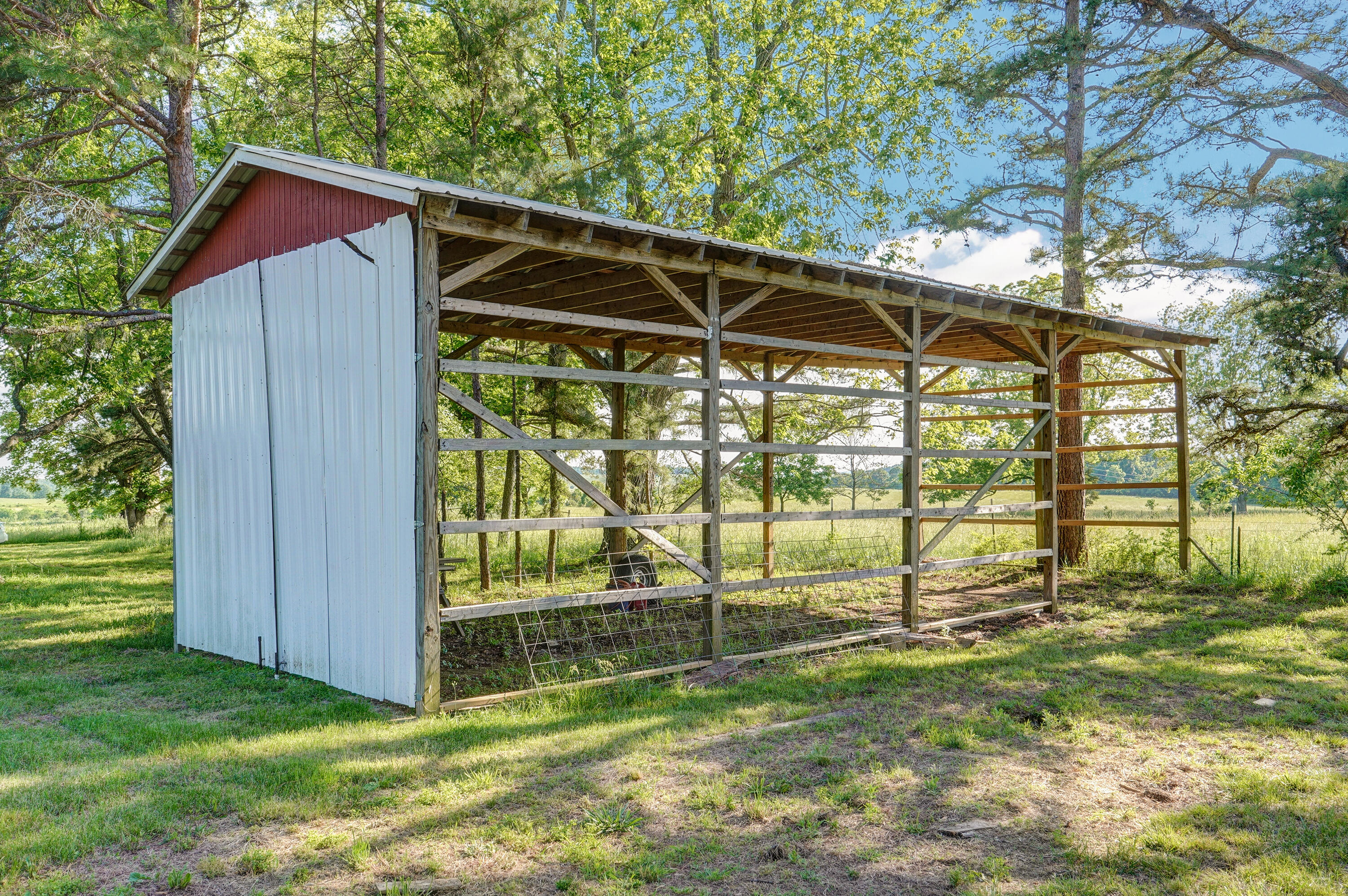 main property photo 15