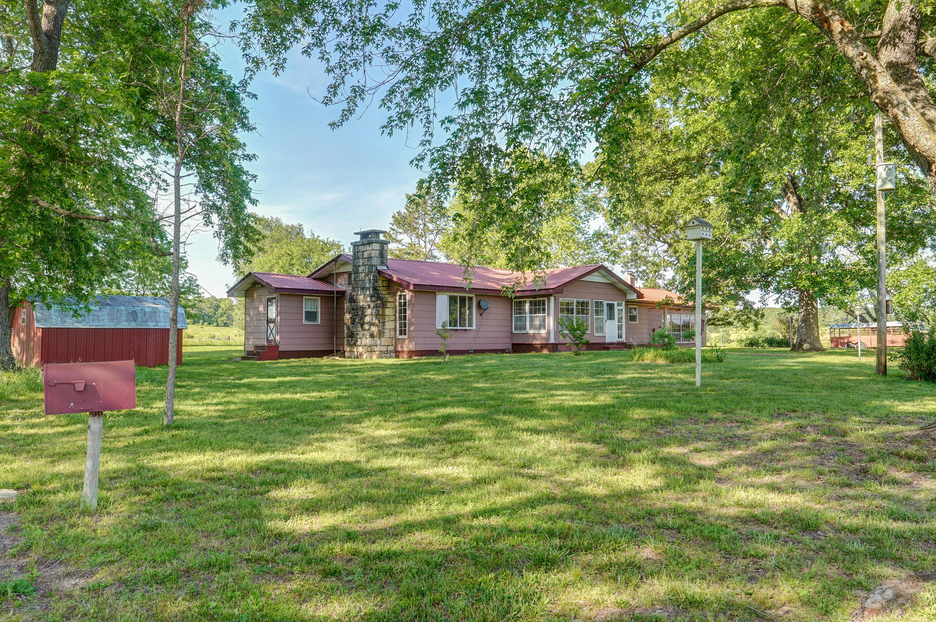 main property photo 7