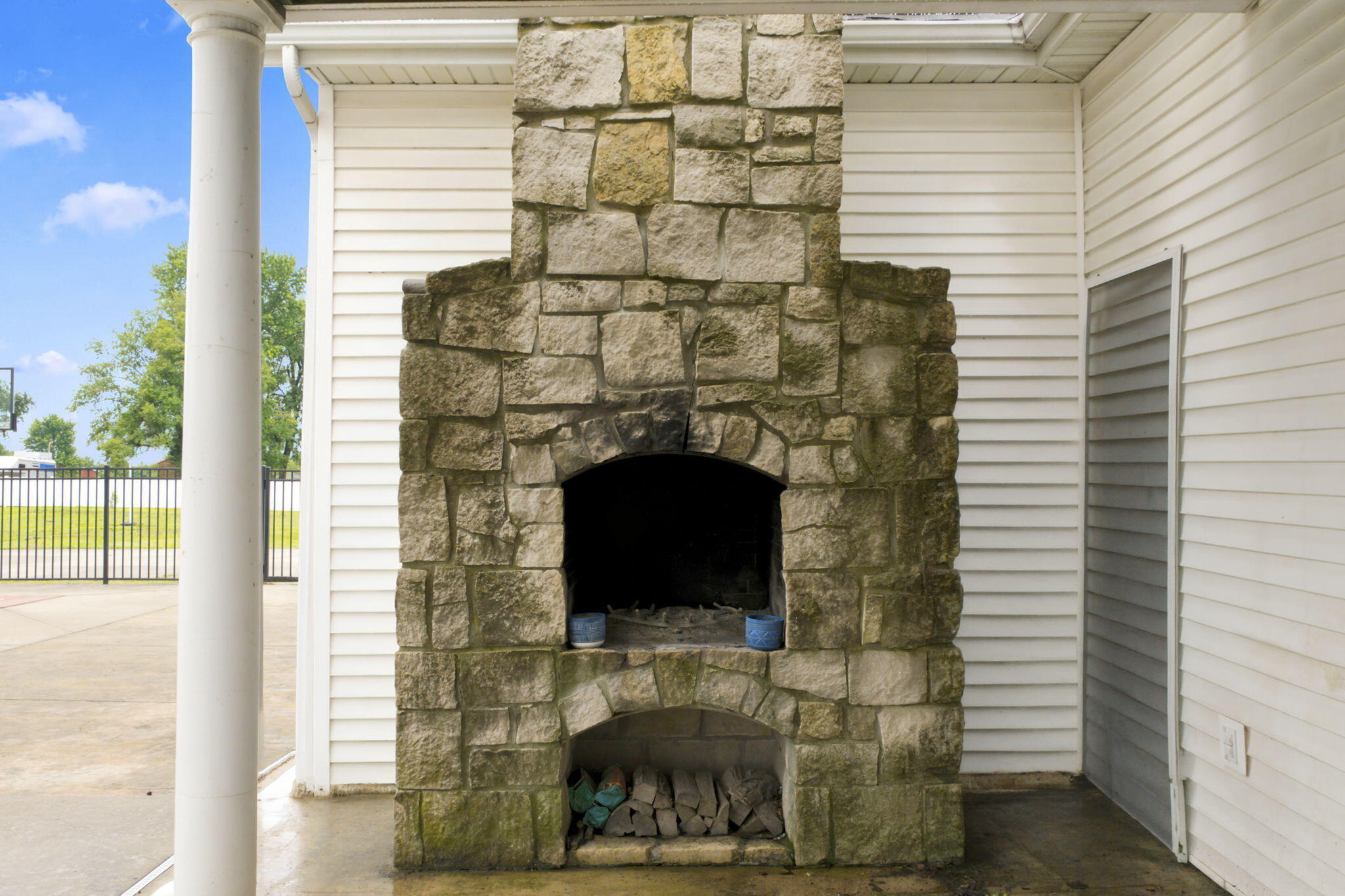 main property photo 49