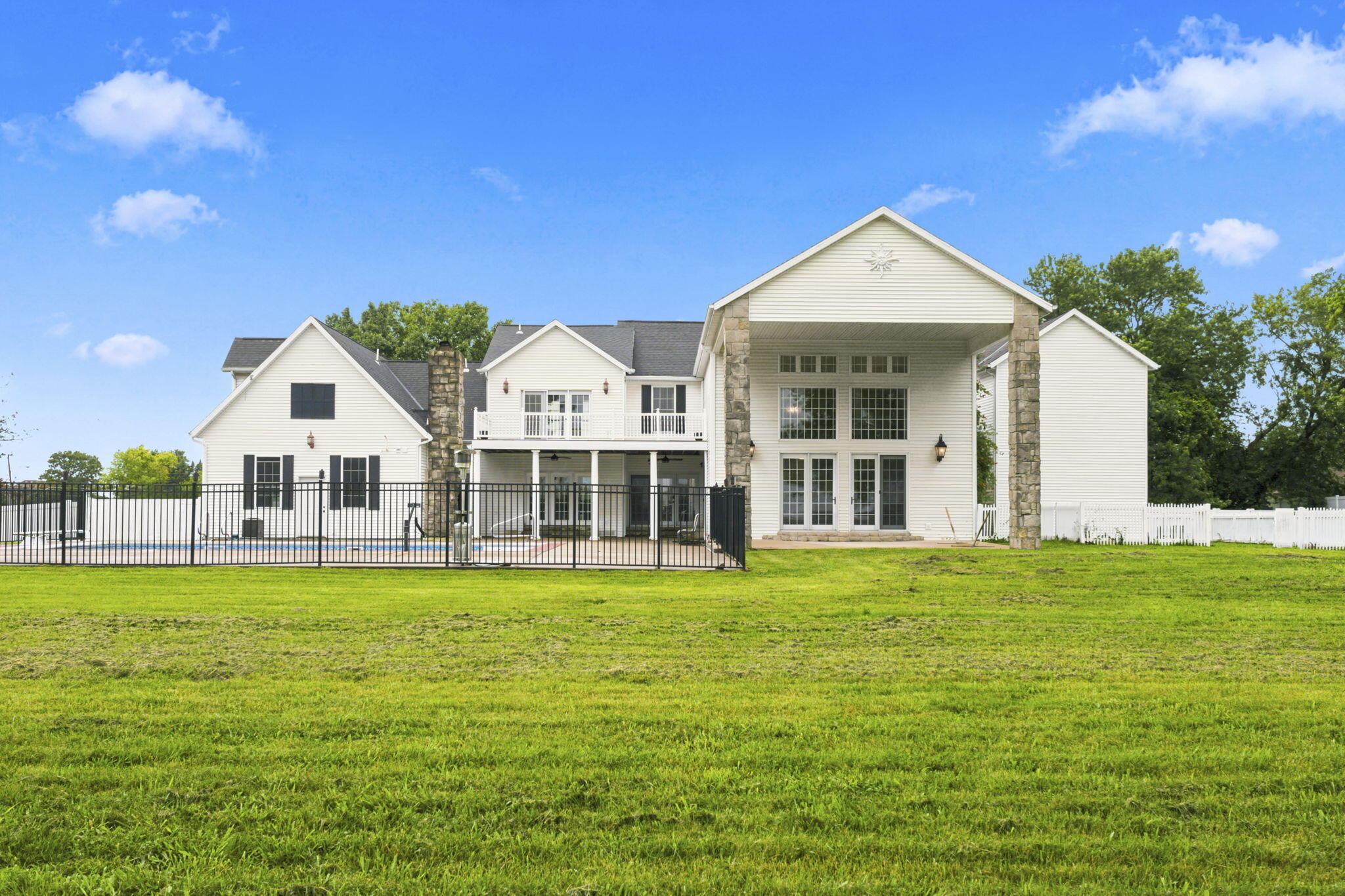 main property photo 52