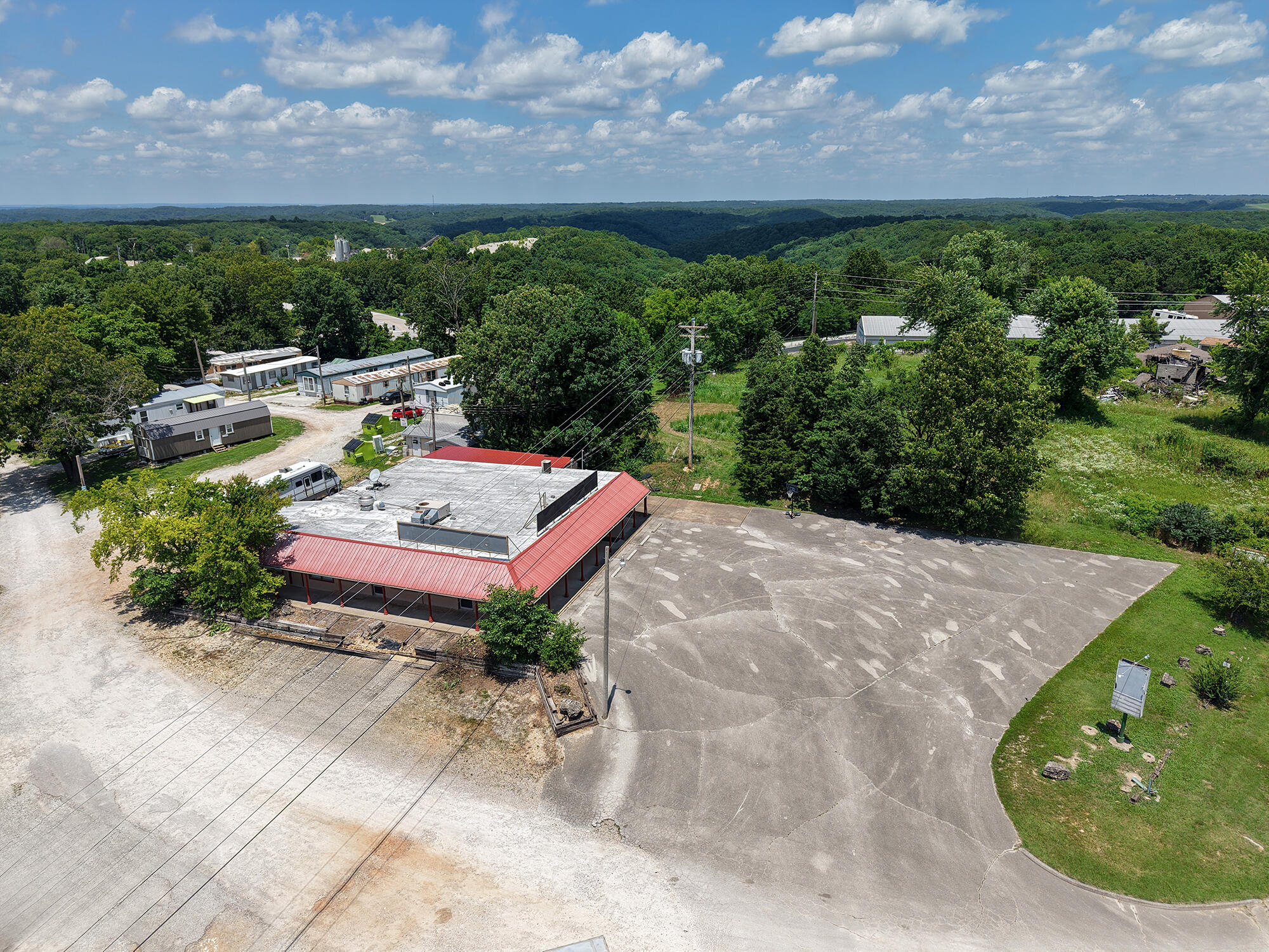main property photo 6