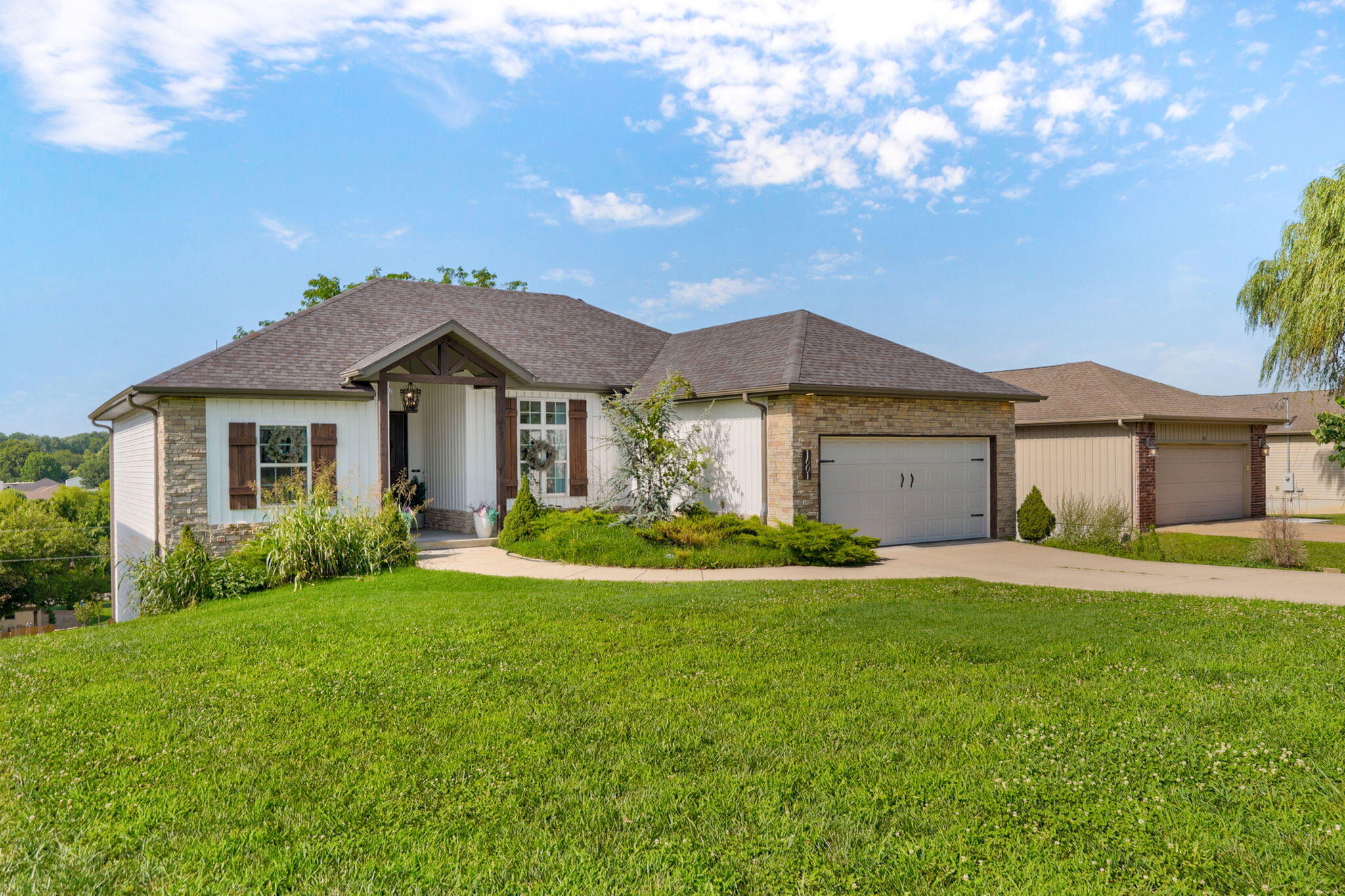 main property photo 46