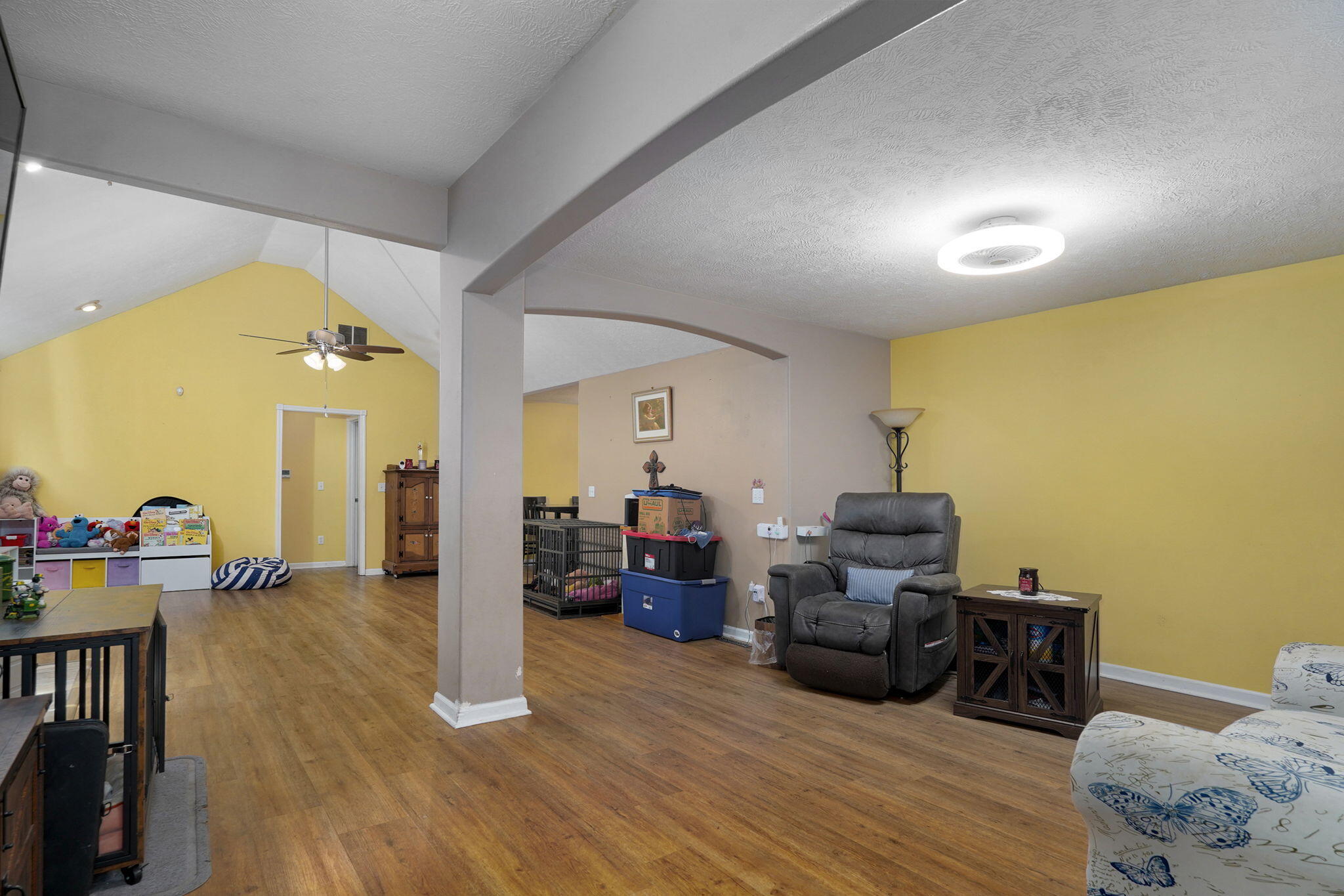 main property photo 7