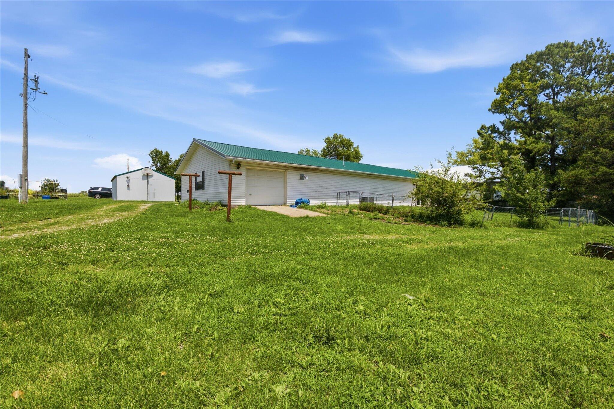 main property photo 19