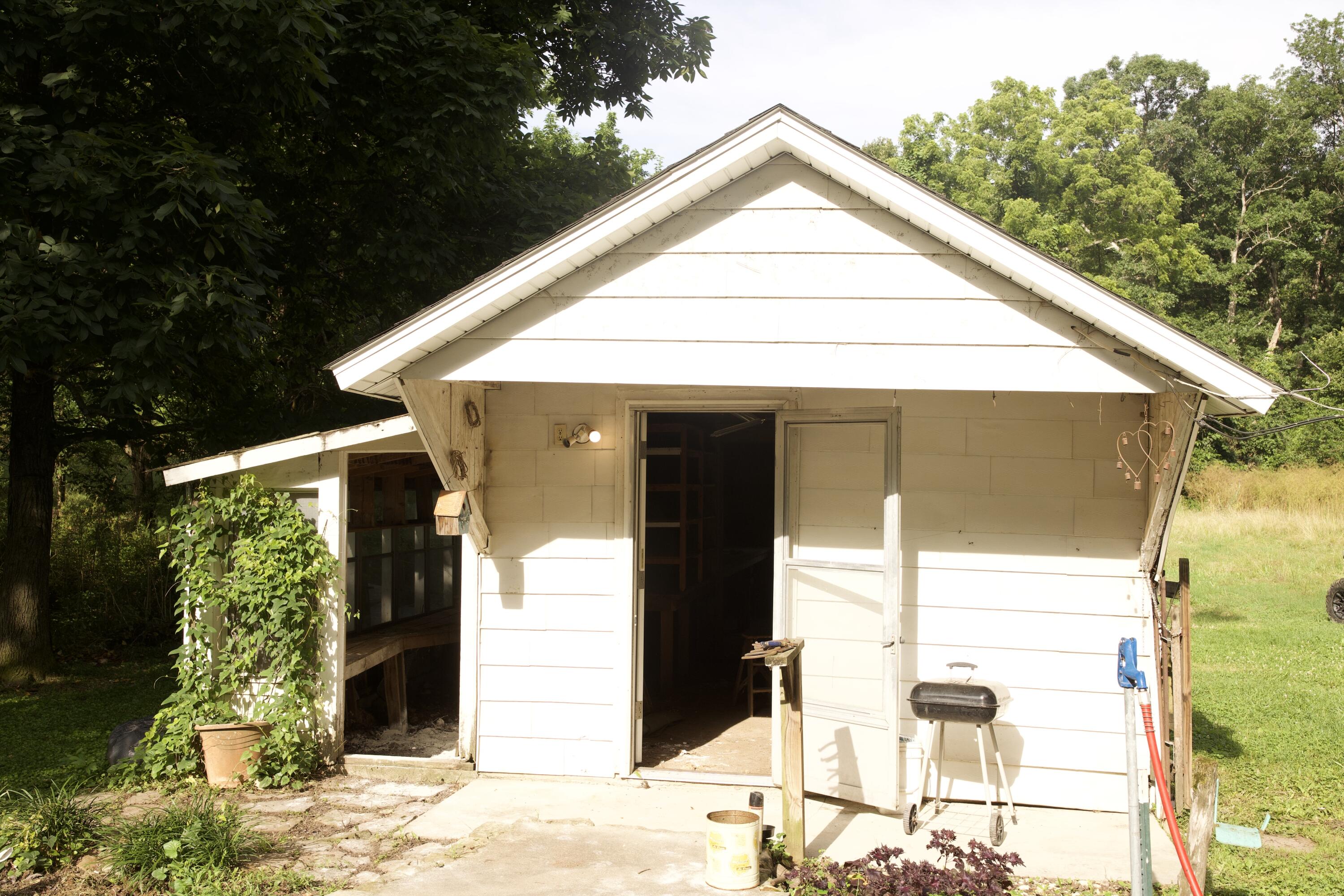 main property photo 43