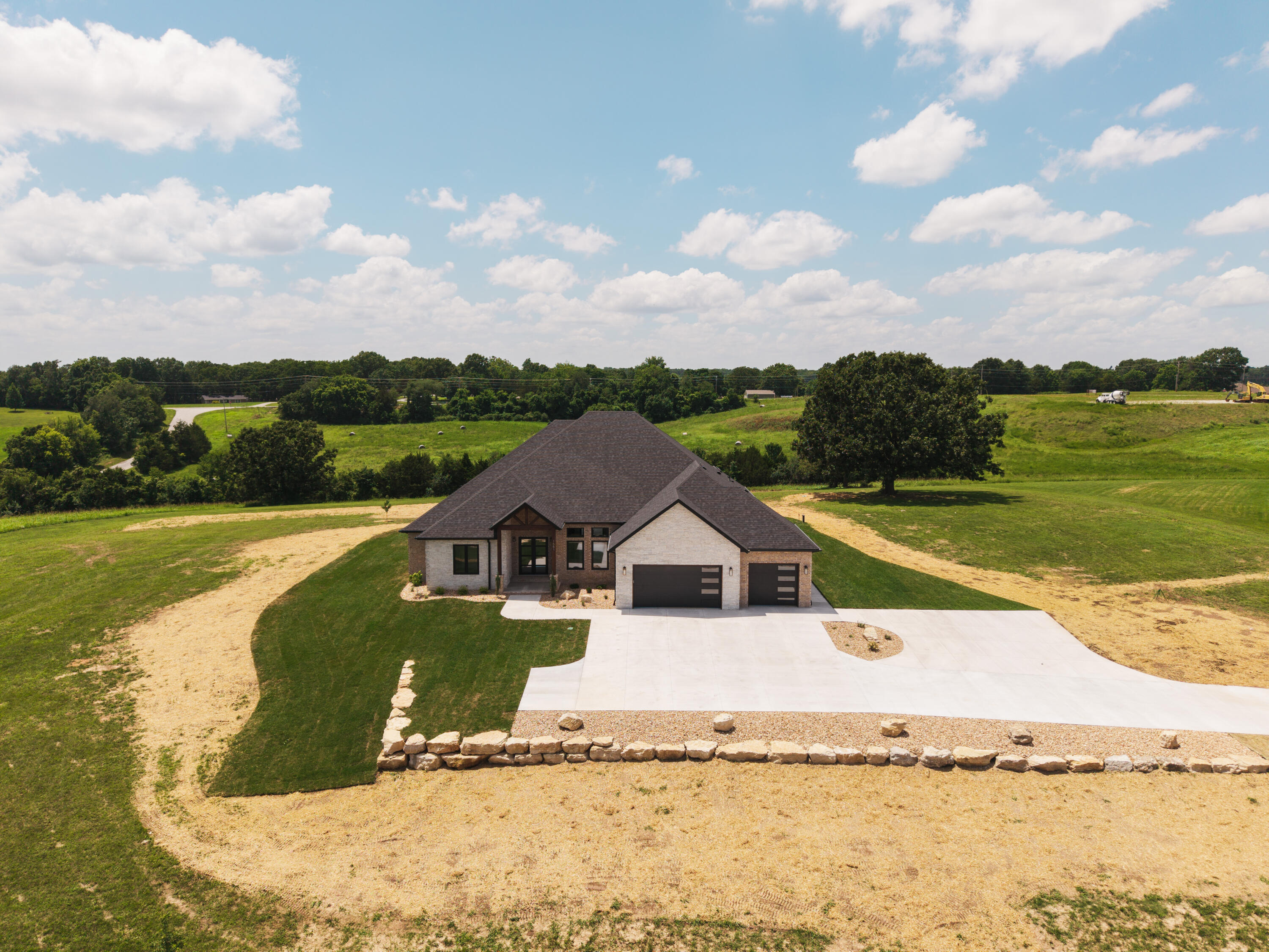 main property photo 106