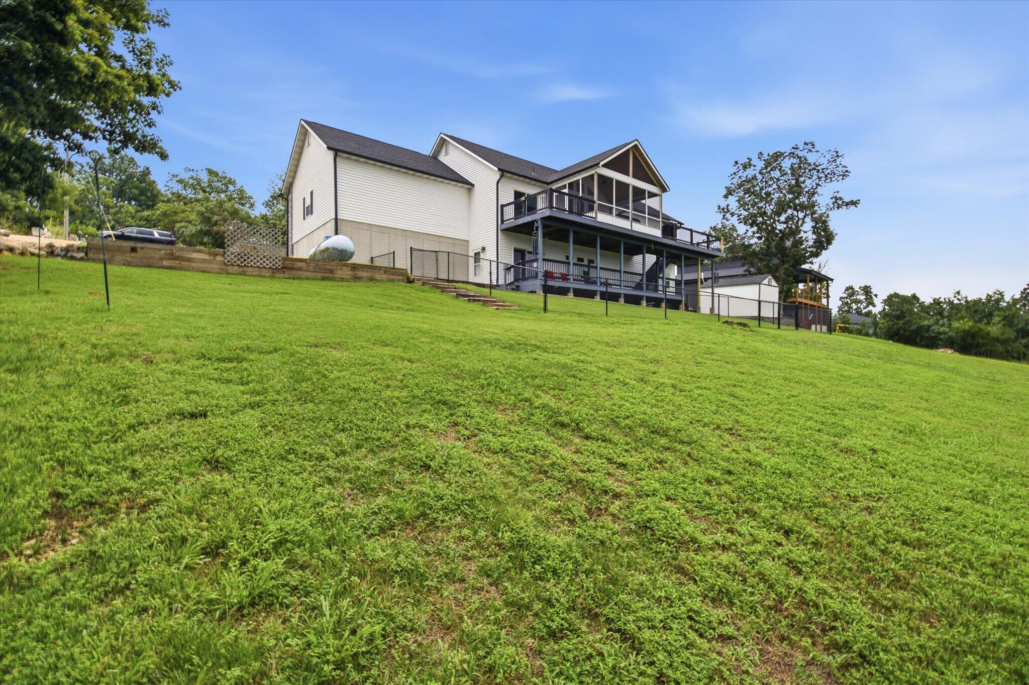 main property photo 38