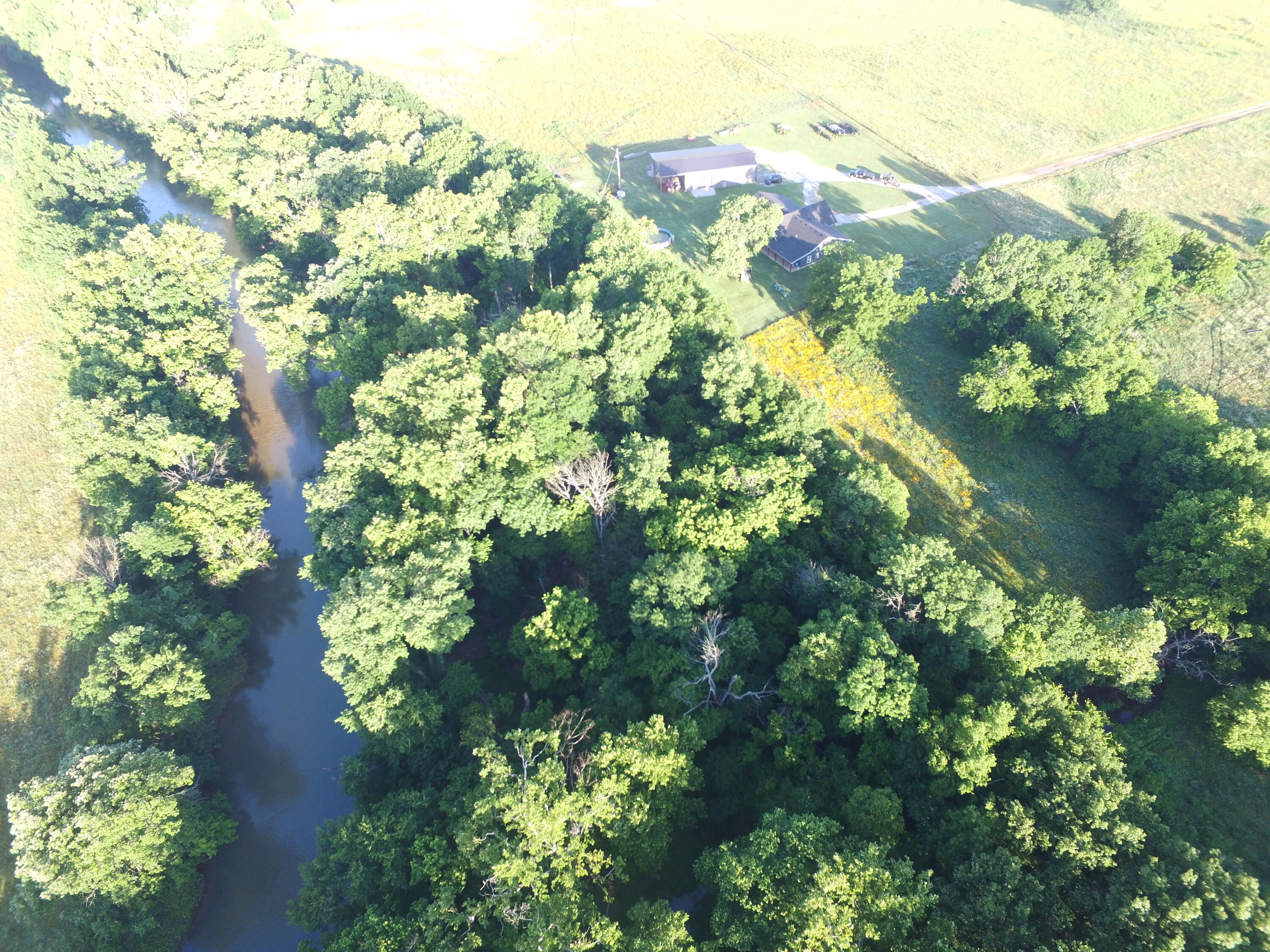 main property photo 123