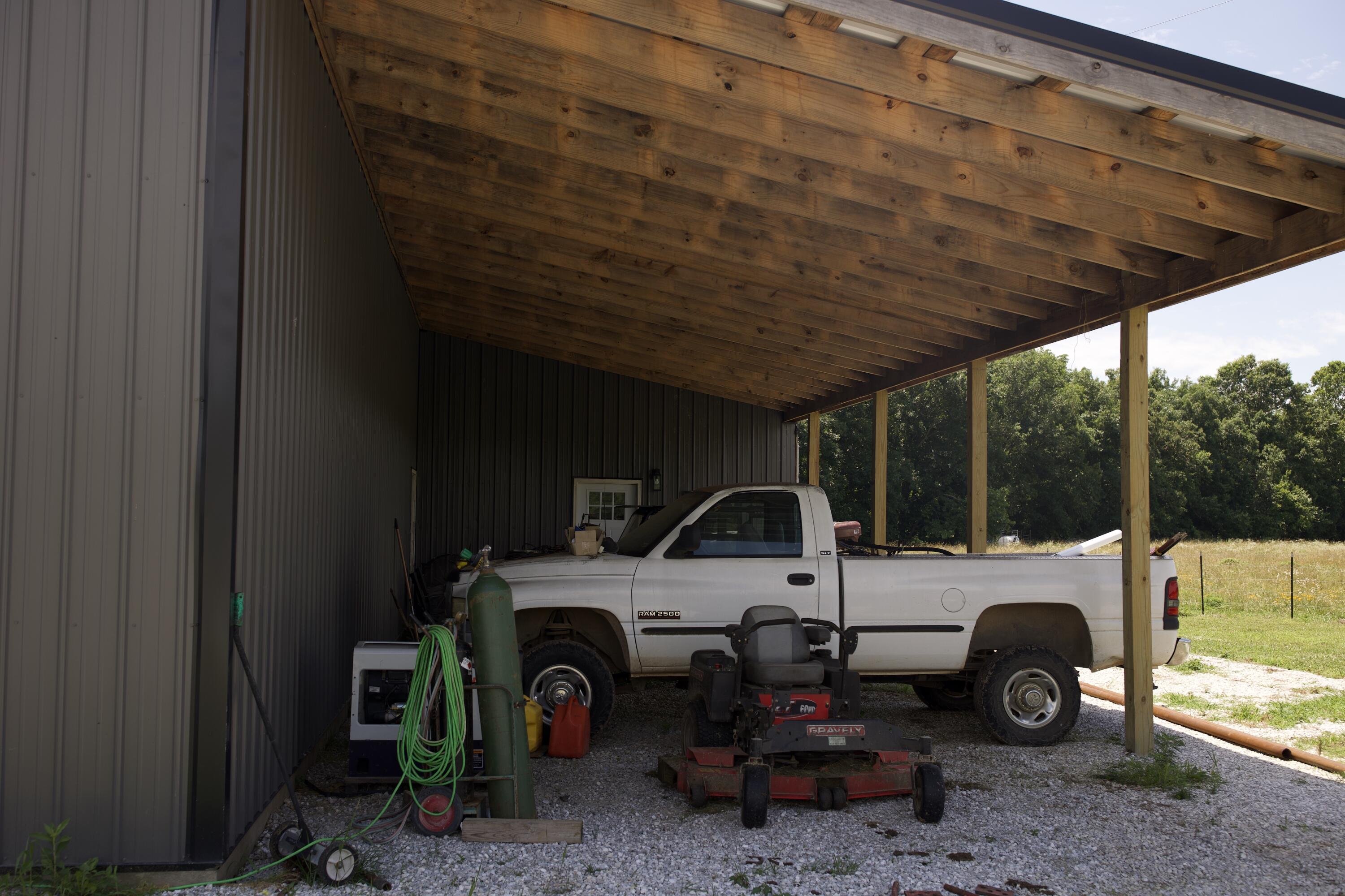 main property photo 57