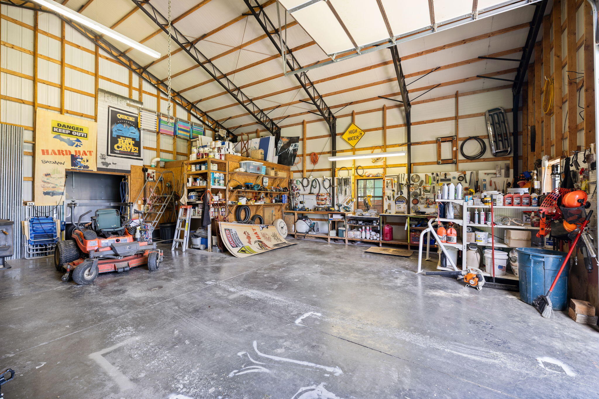 main property photo 36