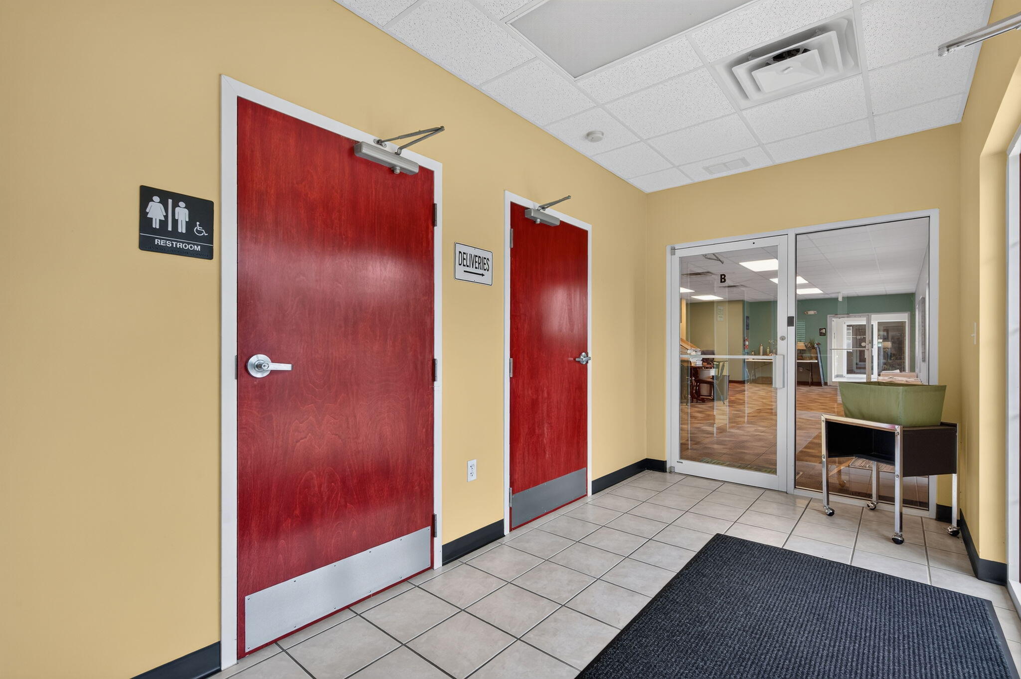 main property photo 27