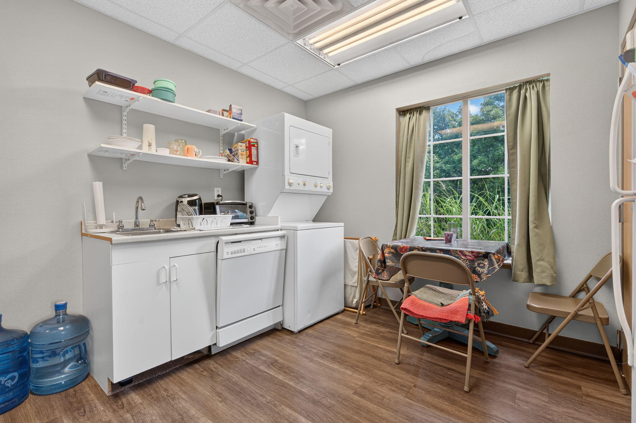 main property photo 35