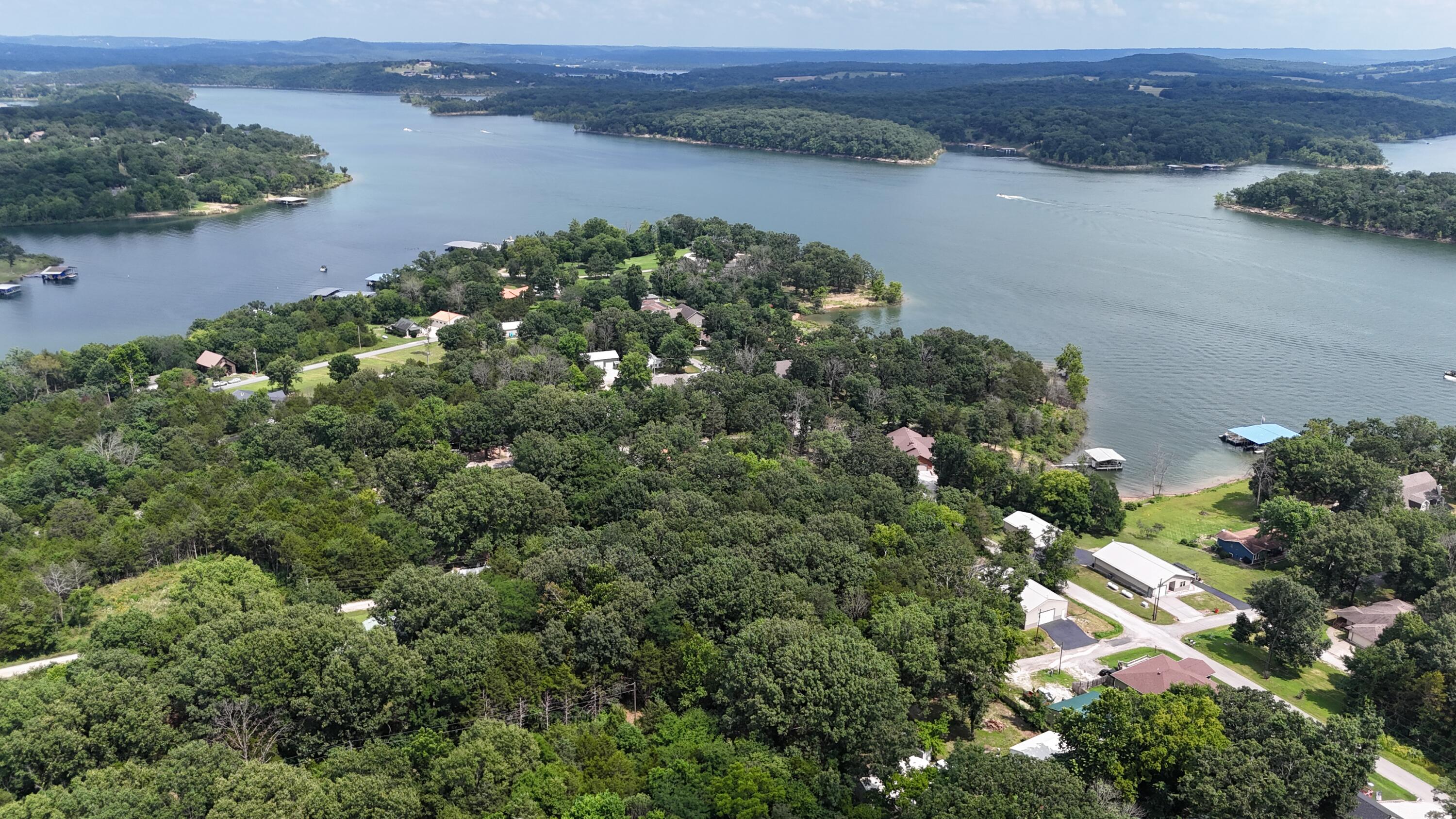 main property photo 16