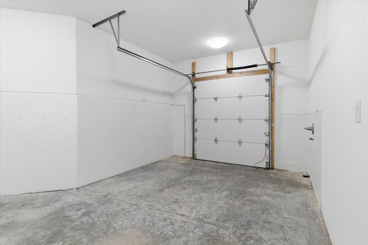 main property photo 69