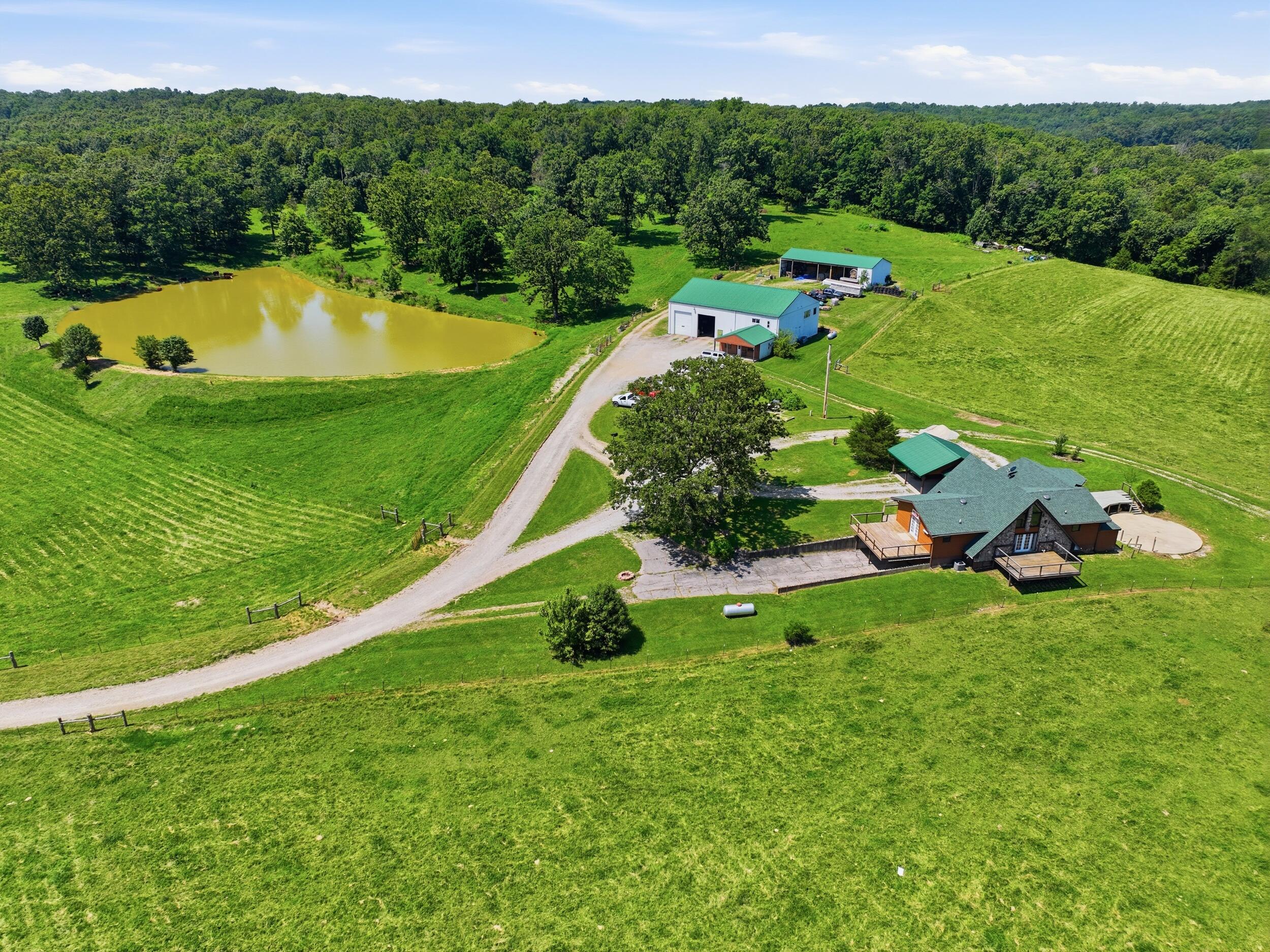 main property photo 14